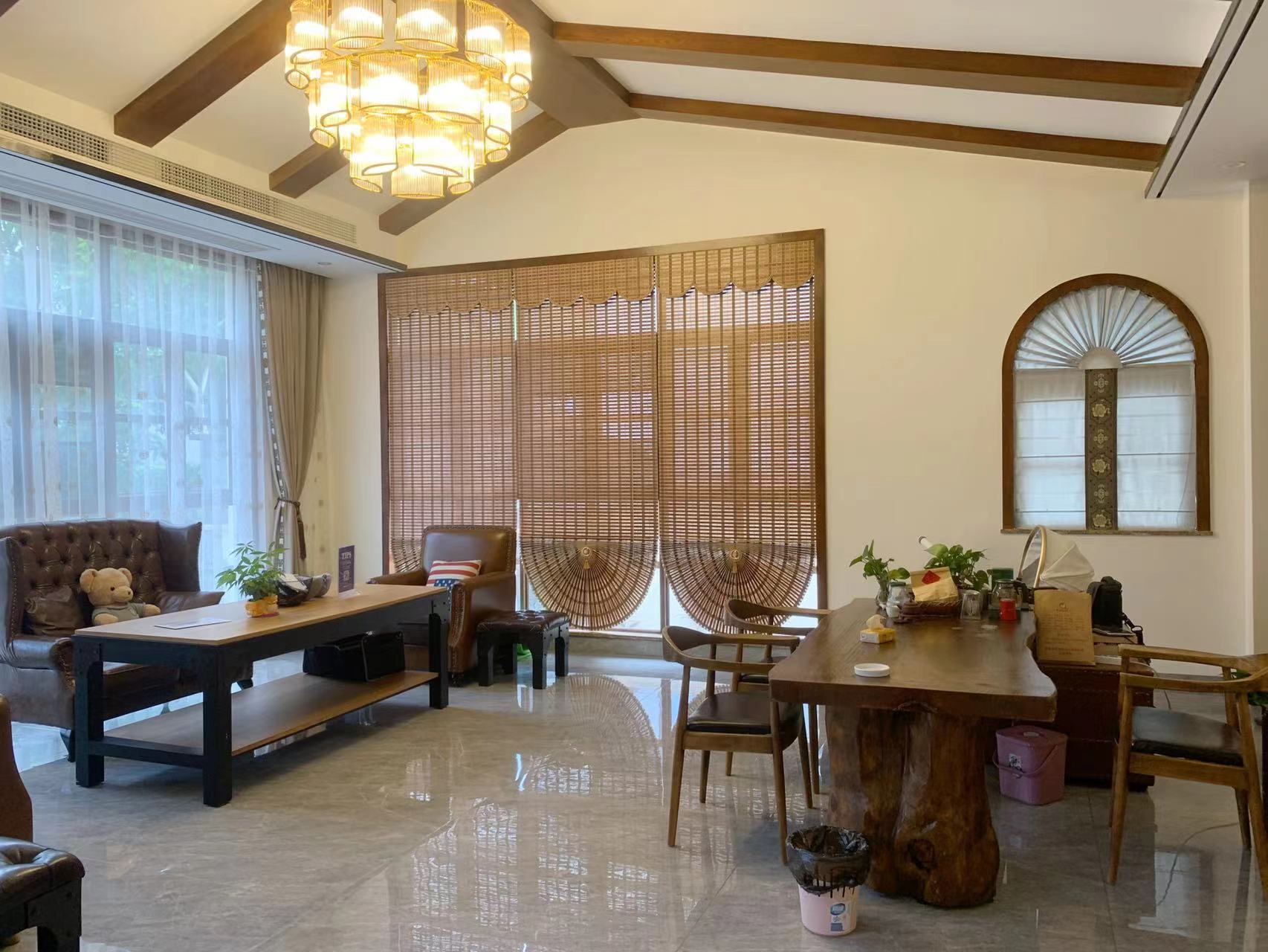 中信台达国际一期 5室2厅3卫 17000.0元/月 中信台达国际一期 5室2厅3卫 17000.0元/月室内图