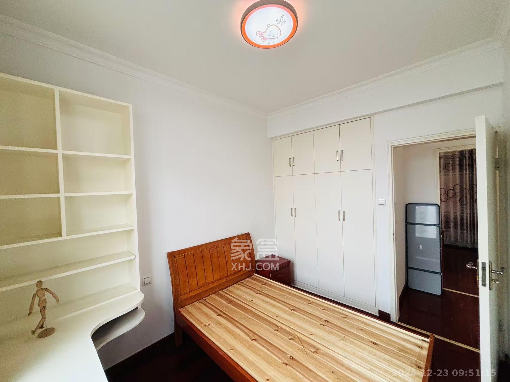 青园  3室2厅1卫    2300.0元/月 青园  3室2厅1卫    2300.0元/月室内图