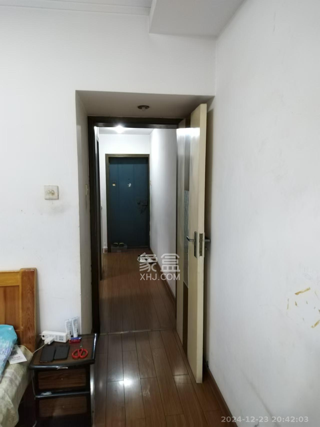 仁和家园  2室1厅1卫   1500.00元/月室内图