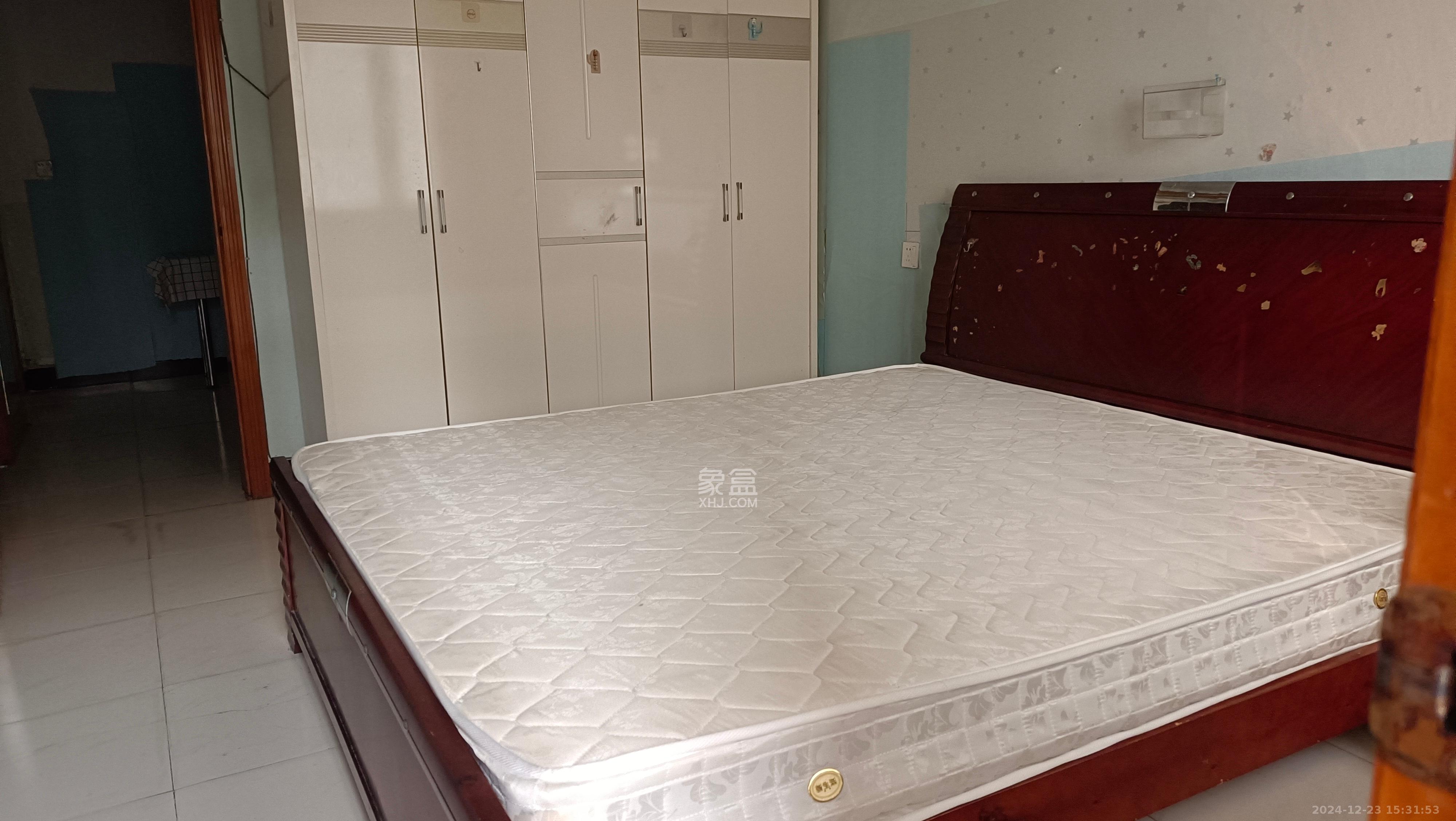 向韶村  1室1厅1卫   1400.00元/月室内图