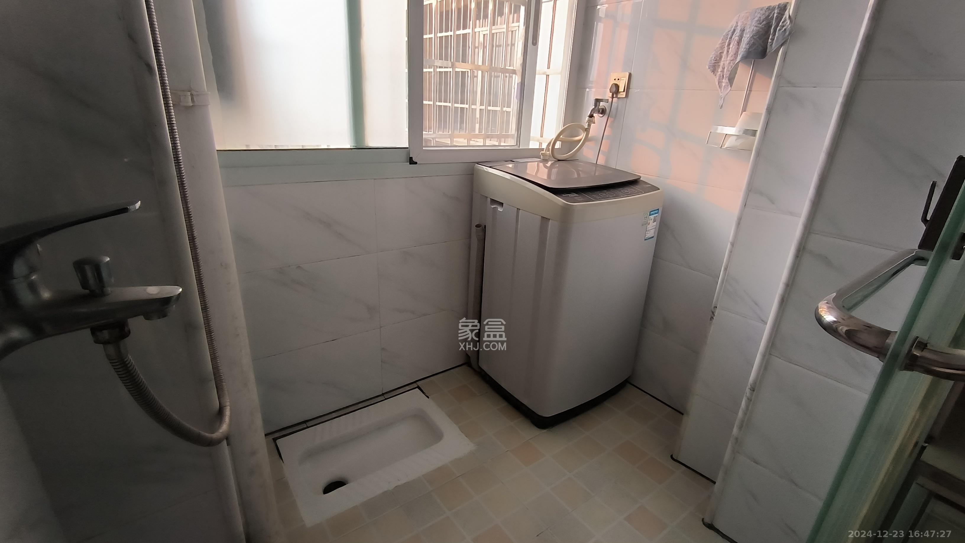 和康园小区  1室1厅1卫   1100.00元/月室内图