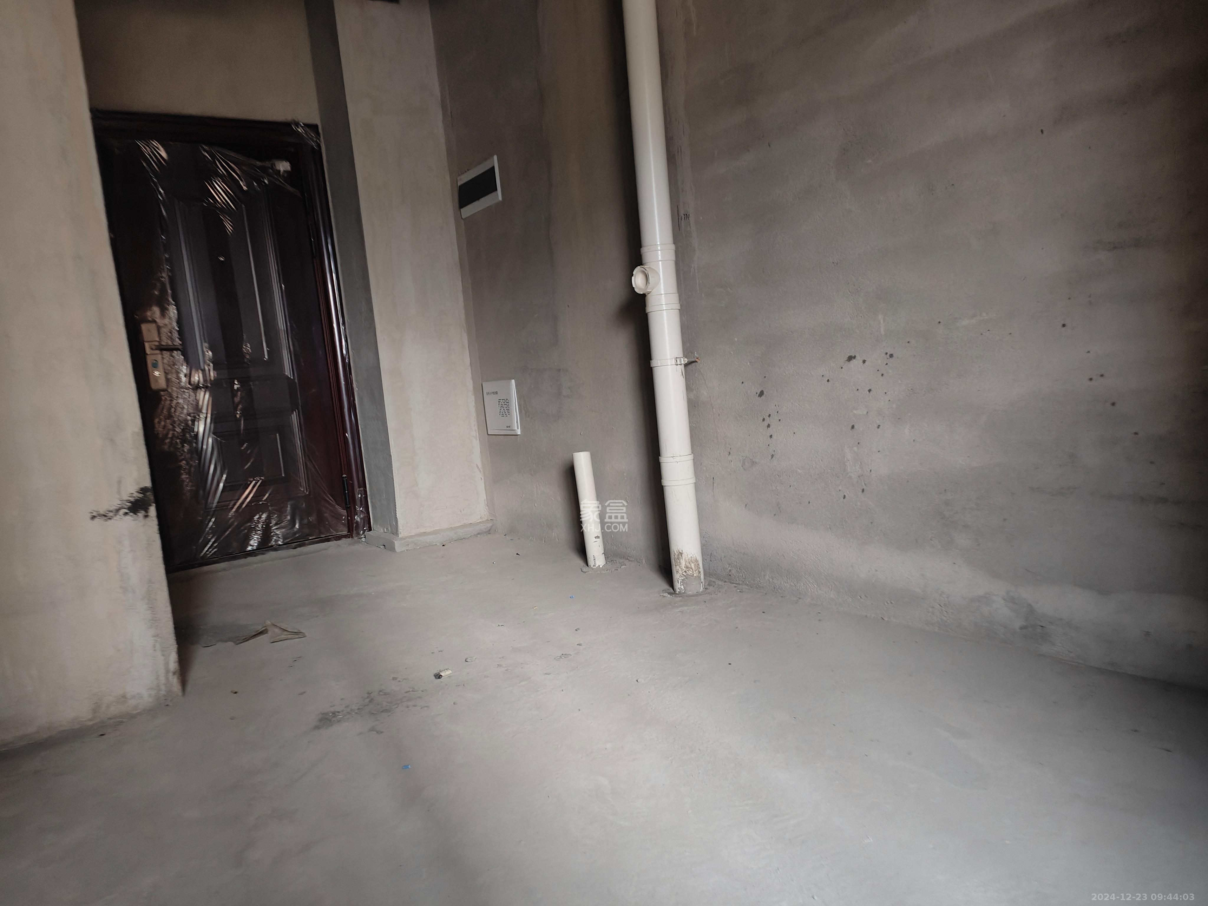 莲馨苑 1室0厅0卫 1000.0元/月 莲馨苑 1室0厅0卫 1000.0元/月室内图