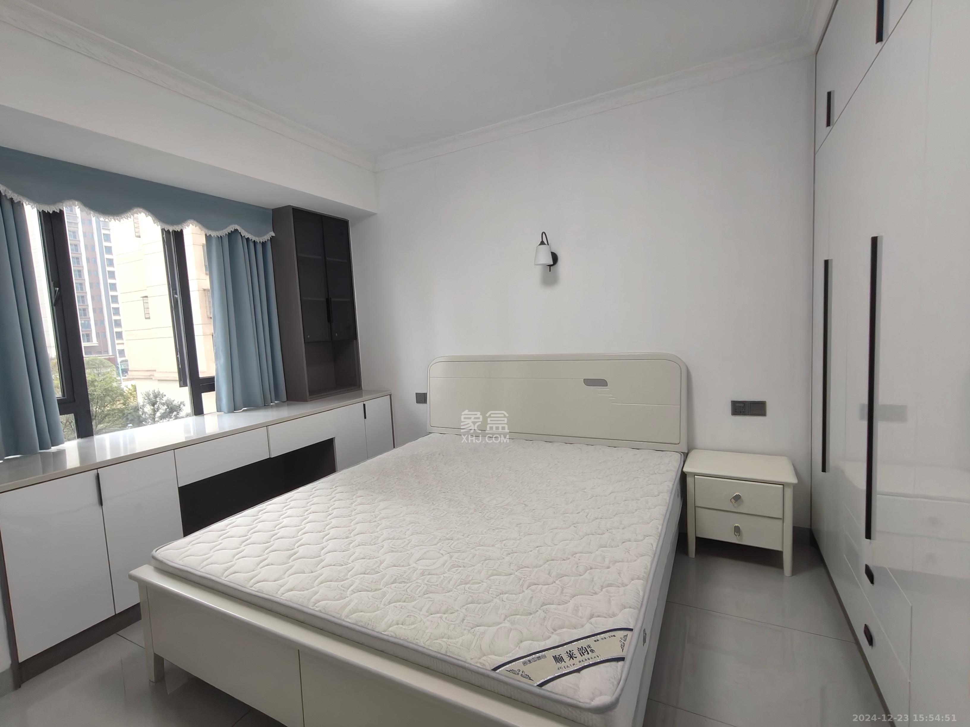 真人桥家园二期 3室2厅2卫 2200.0元/月 真人桥家园二期 3室2厅2卫 2200.0元/月室内图