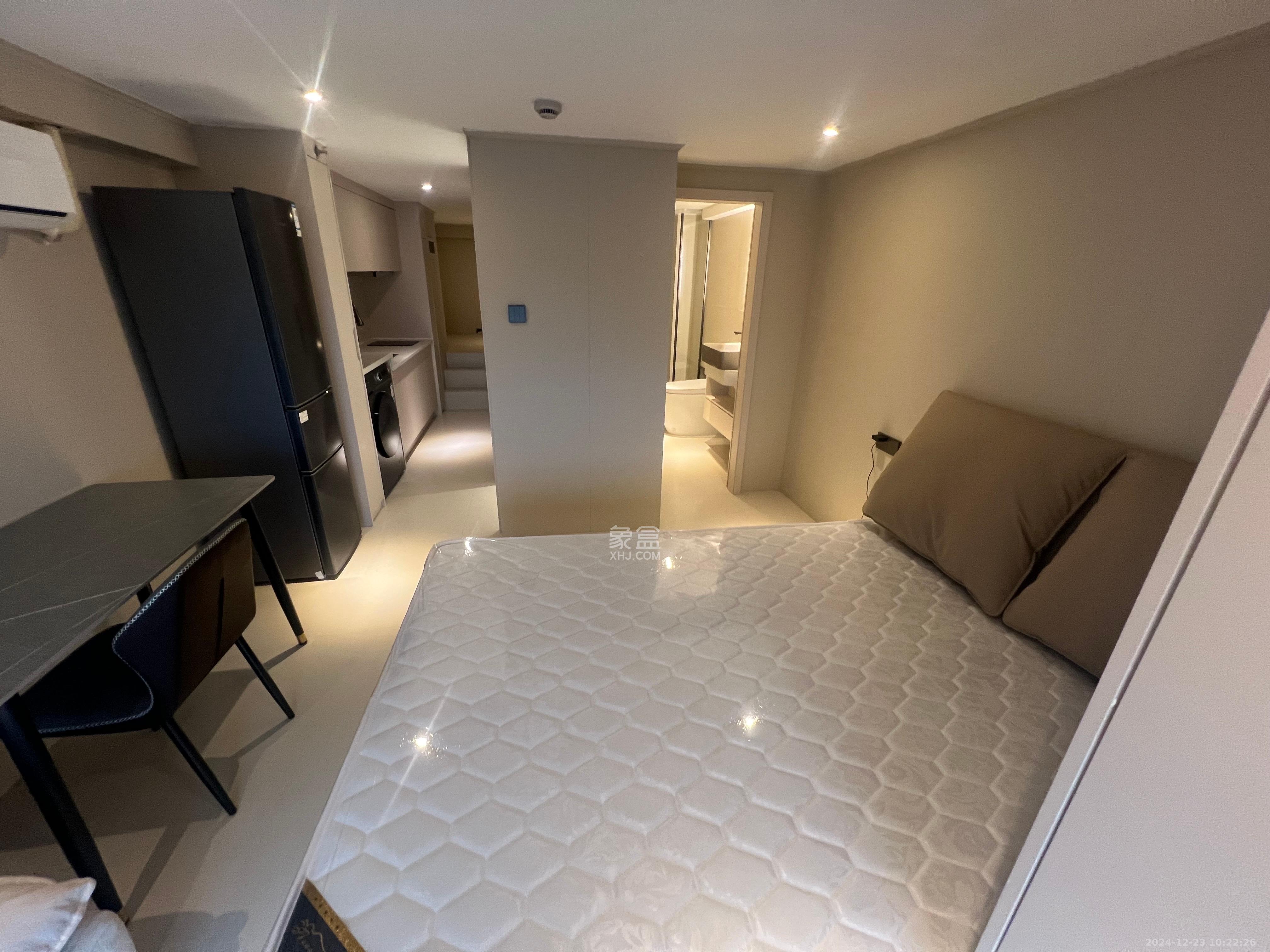 卓越中寰 2室1厅2卫 1600.0元/月 卓越中寰 2室1厅2卫 1600.0元/月室内图