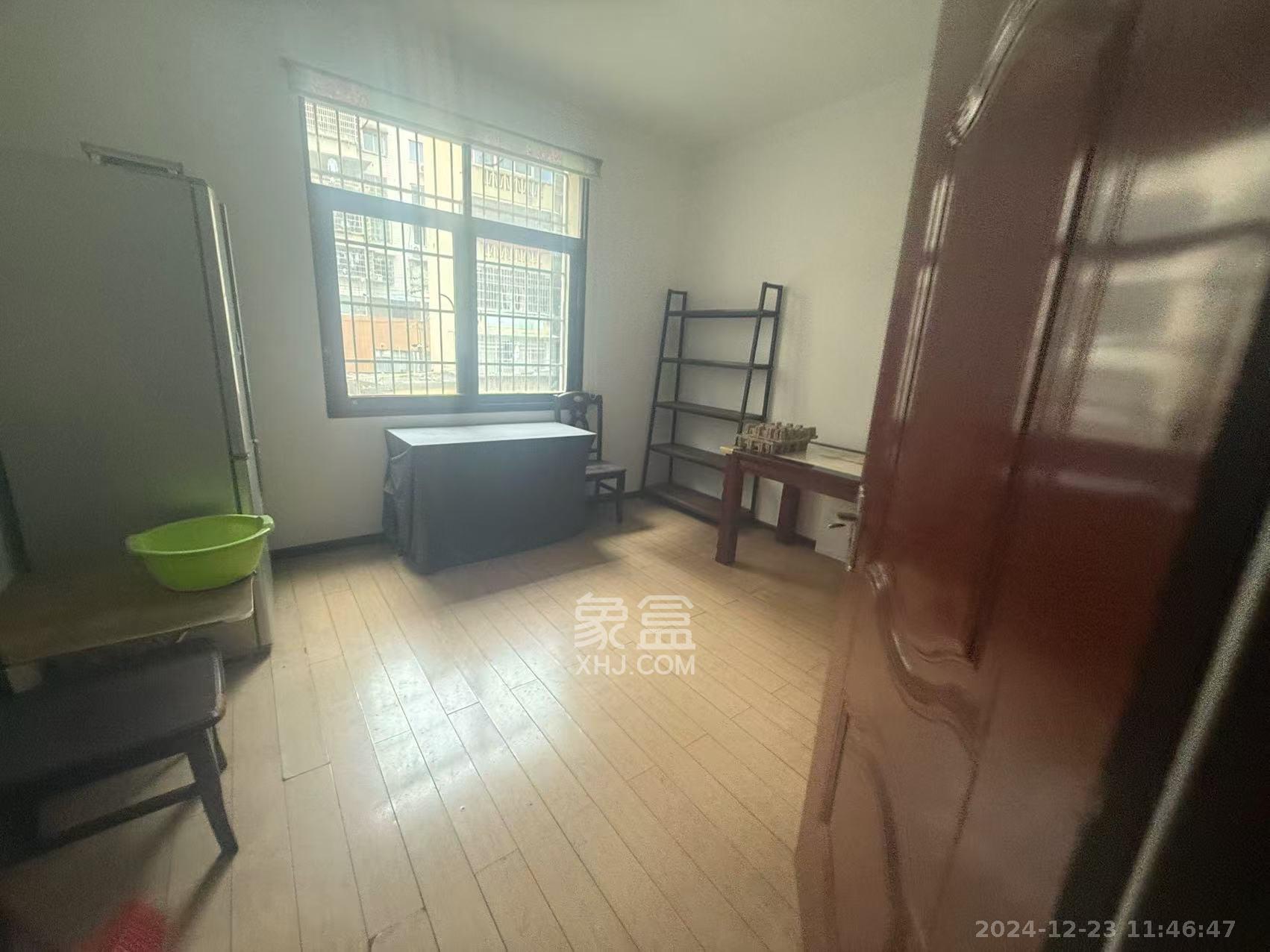 雨花区国税局左家塘宿舍 2室2厅1卫 2100.0元/月 雨花区国税局左家塘宿舍 2室2厅1卫 2100.0元/月室内图