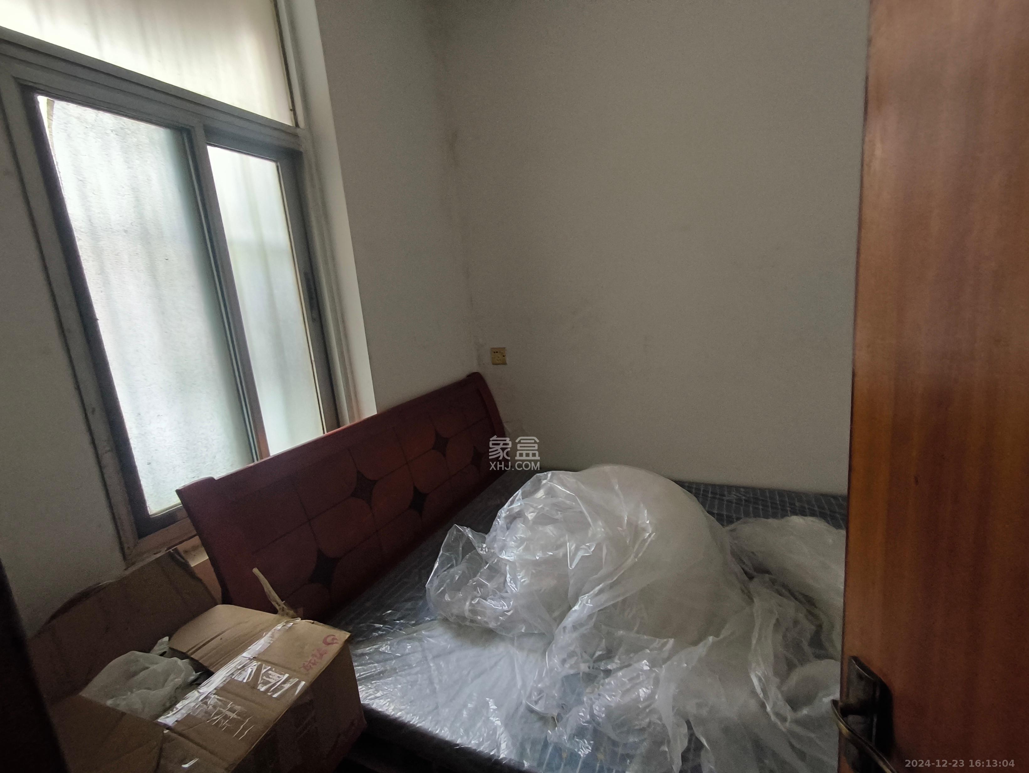 生物药厂宿舍 1室2厅1卫 1600.0元/月 生物药厂宿舍 1室2厅1卫 1600.0元/月室内图