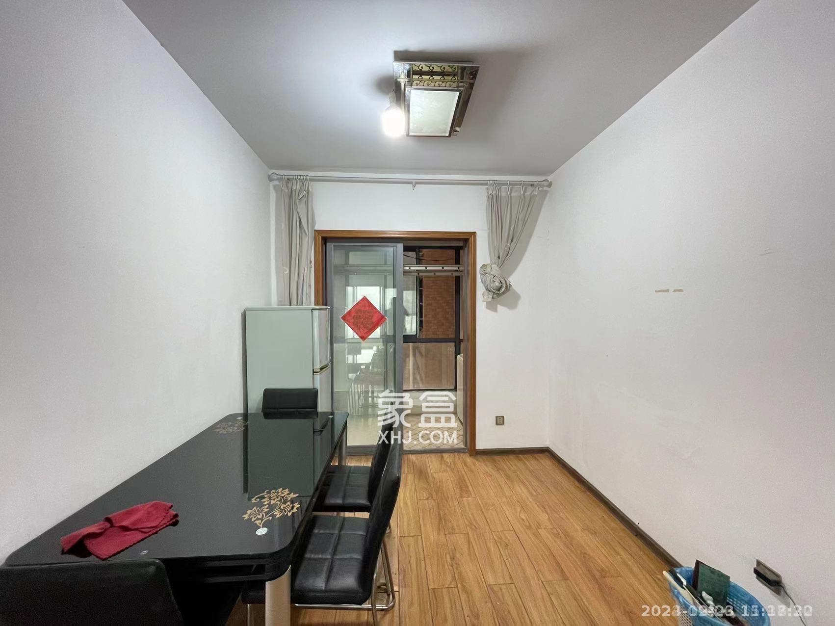 上海城小区  3室2厅2卫    2200.0元/月 上海城小区  3室2厅2卫    2200.0元/月室内图