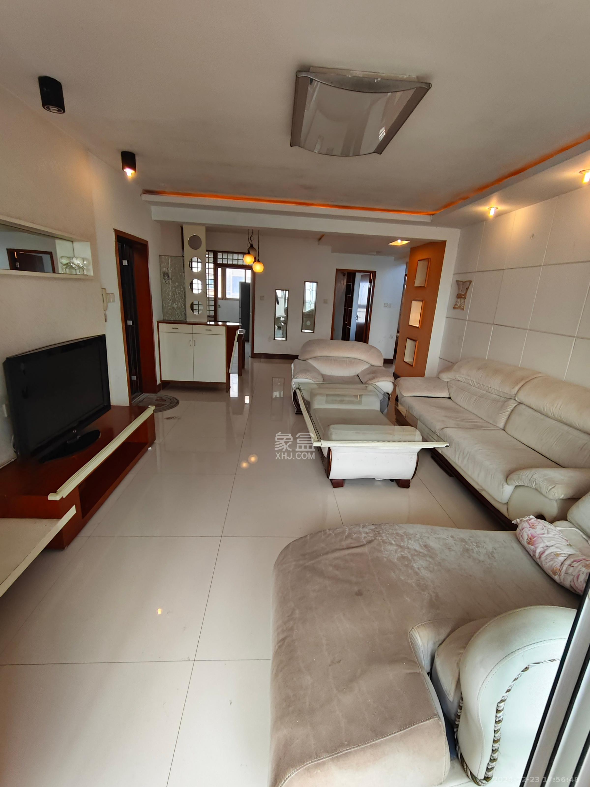 有色金属研究院(湖南有色金属研究院第一、二生活区) 3室2厅2卫 2700.0元/月 有色金属研究院(湖南有色金属研究院第一、二生活区) 3室2厅2卫 2700.0元/月室内图