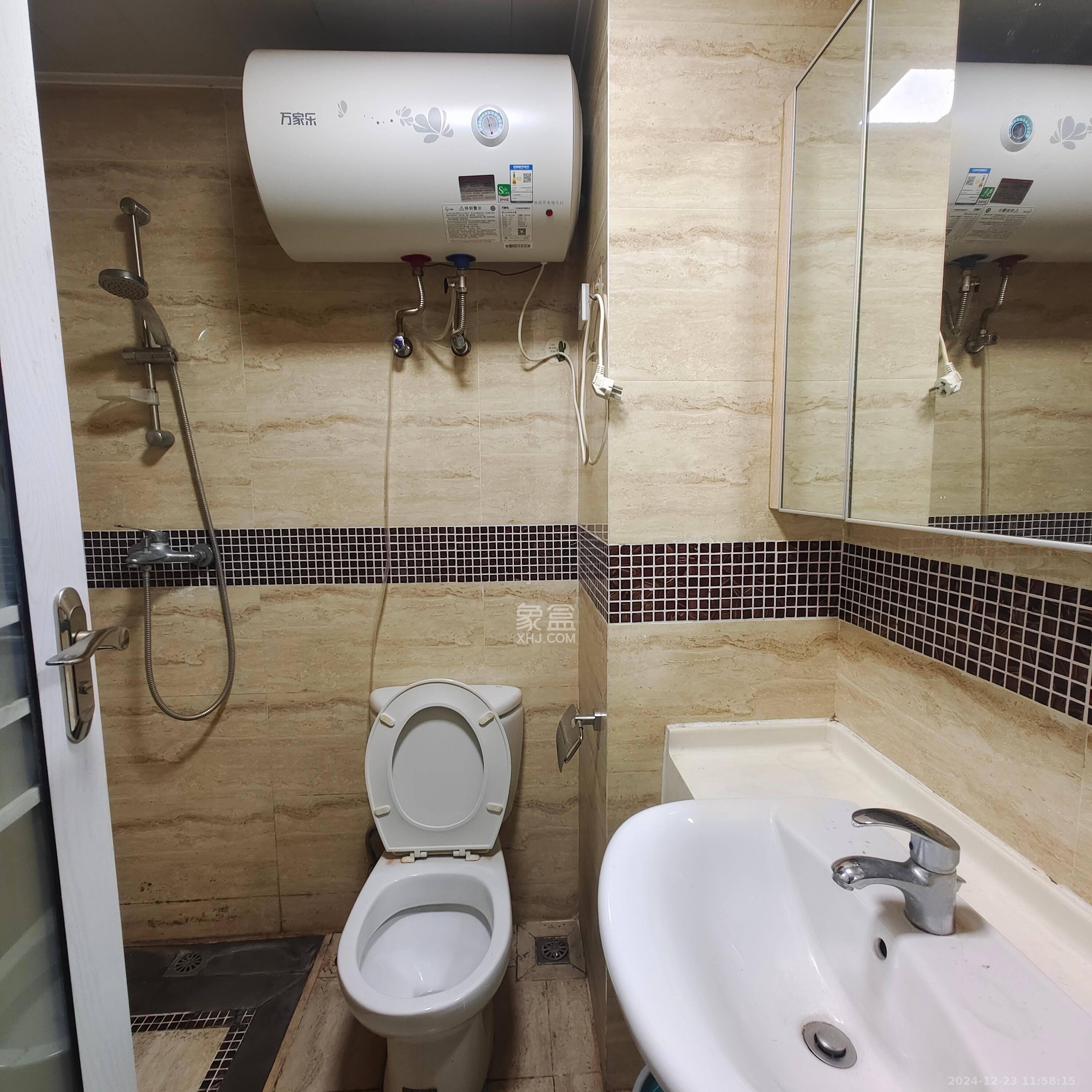 万科城市花园  1室1厅1卫    1300.0元/月室内图