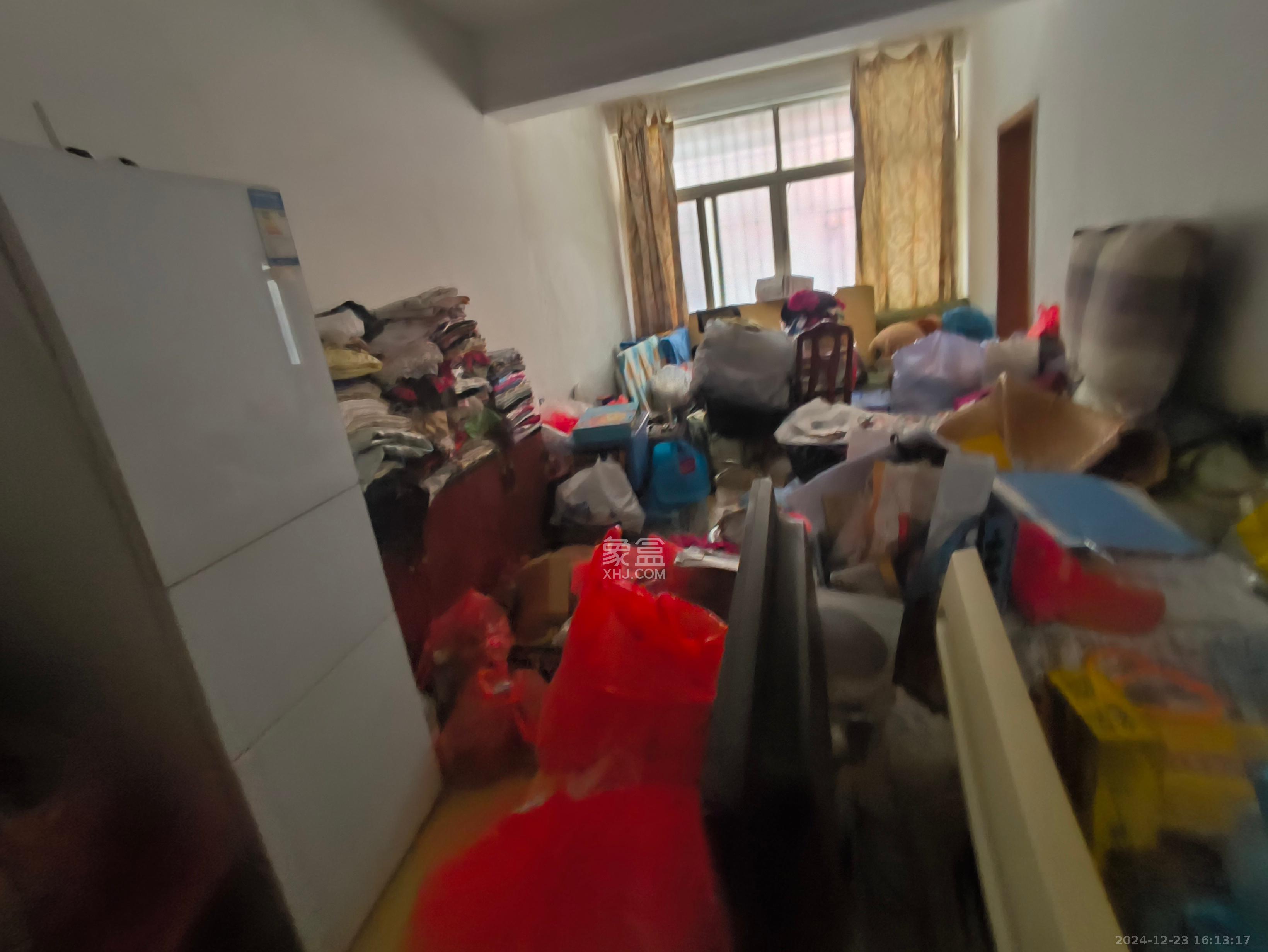 生物药厂宿舍 1室2厅1卫 1600.0元/月 生物药厂宿舍 1室2厅1卫 1600.0元/月室内图