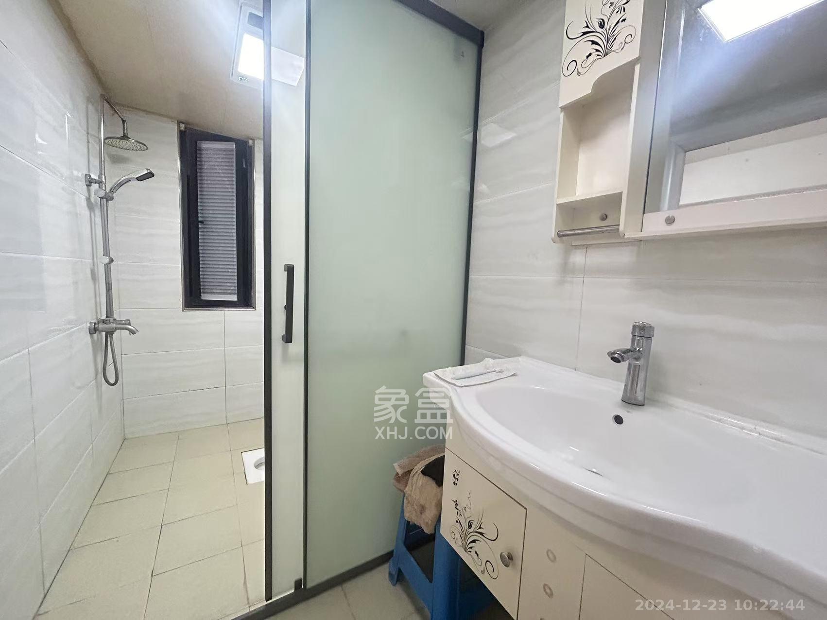 达美D6区  1室1厅1卫   2700.00元/月室内图