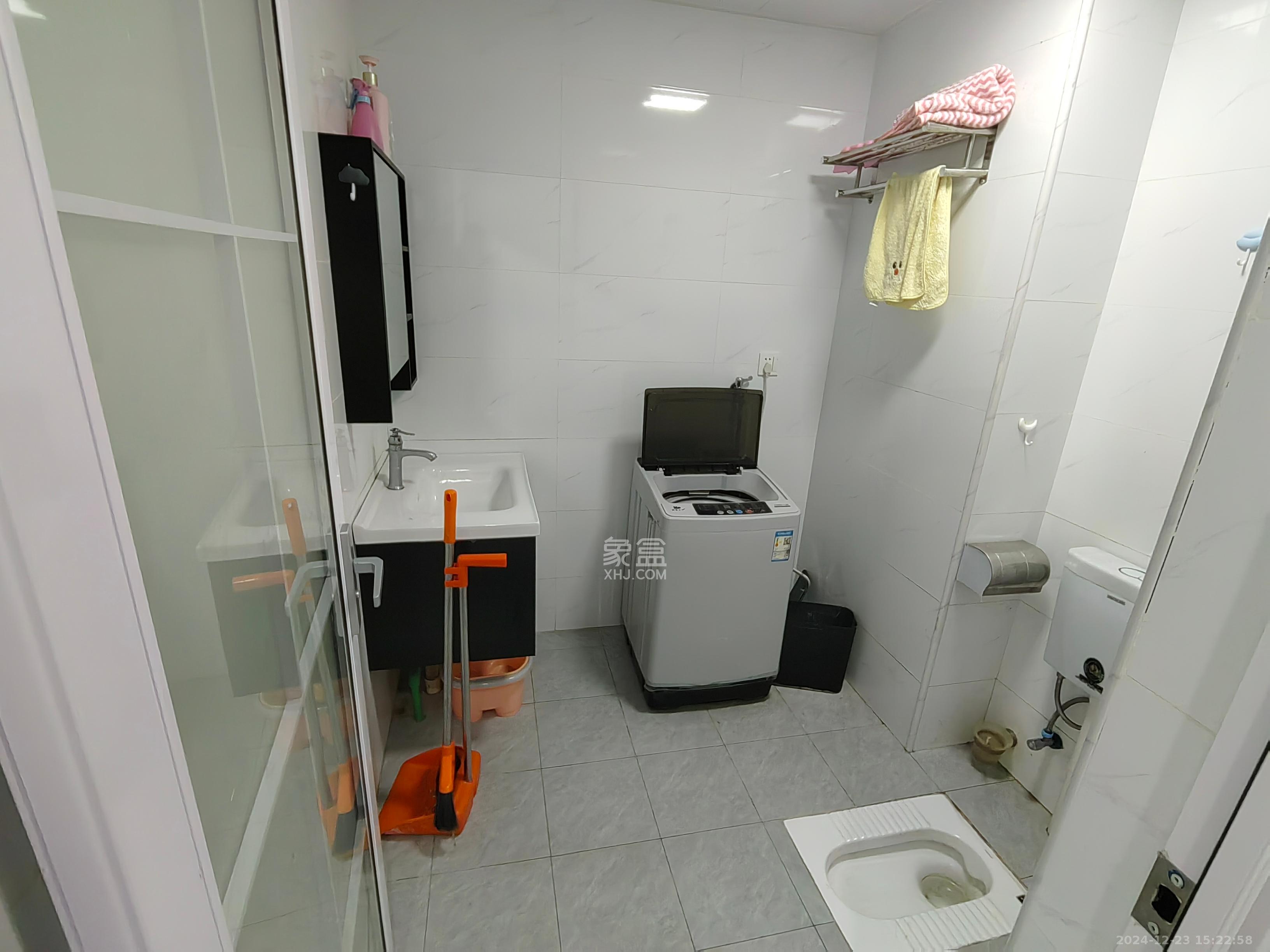 中建嘉和城  1室0厅1卫   1700.00元/月室内图