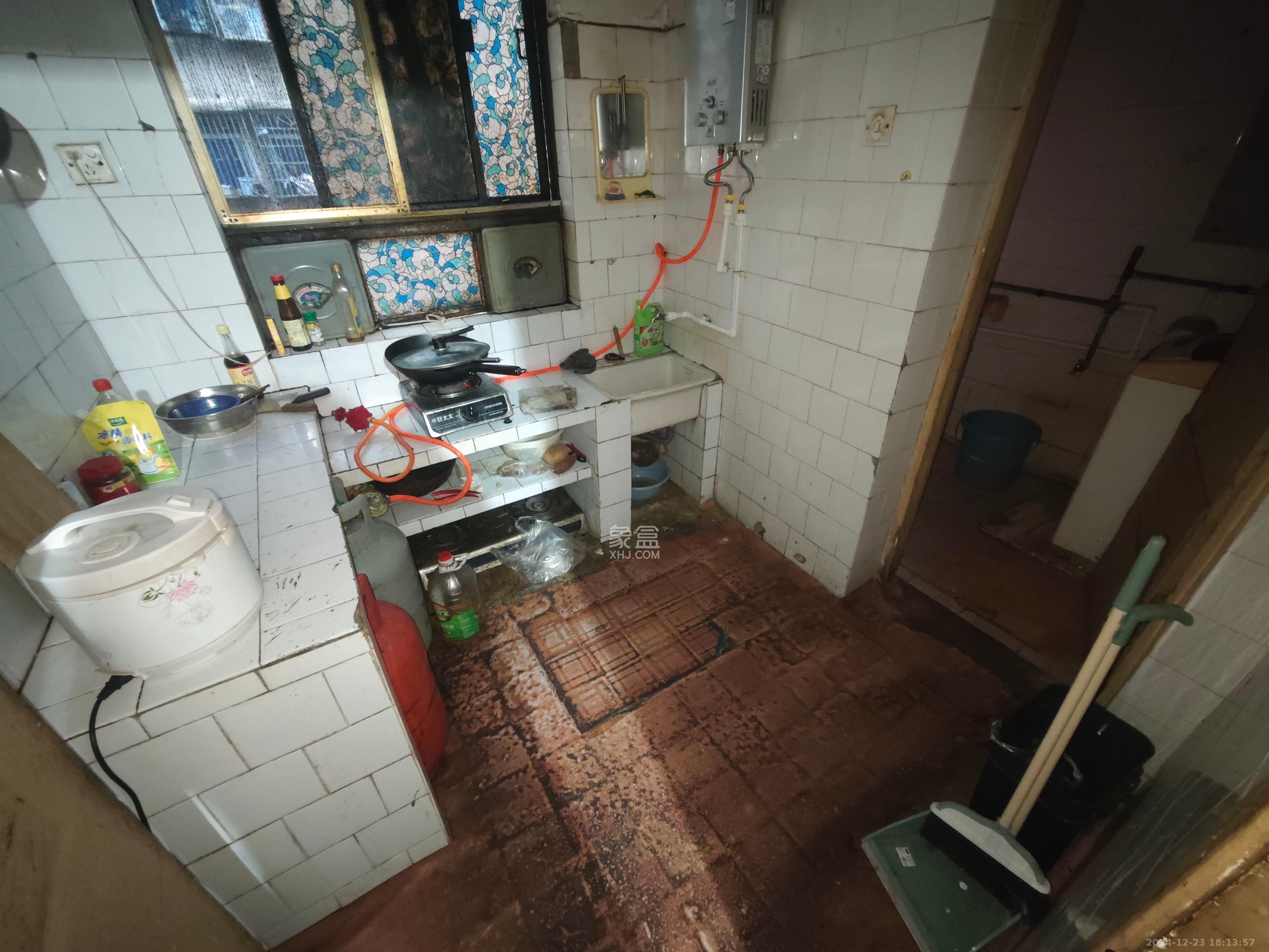 长鑫美树园 1室1厅1卫 750.0元/月 长鑫美树园 1室1厅1卫 750.0元/月室内图