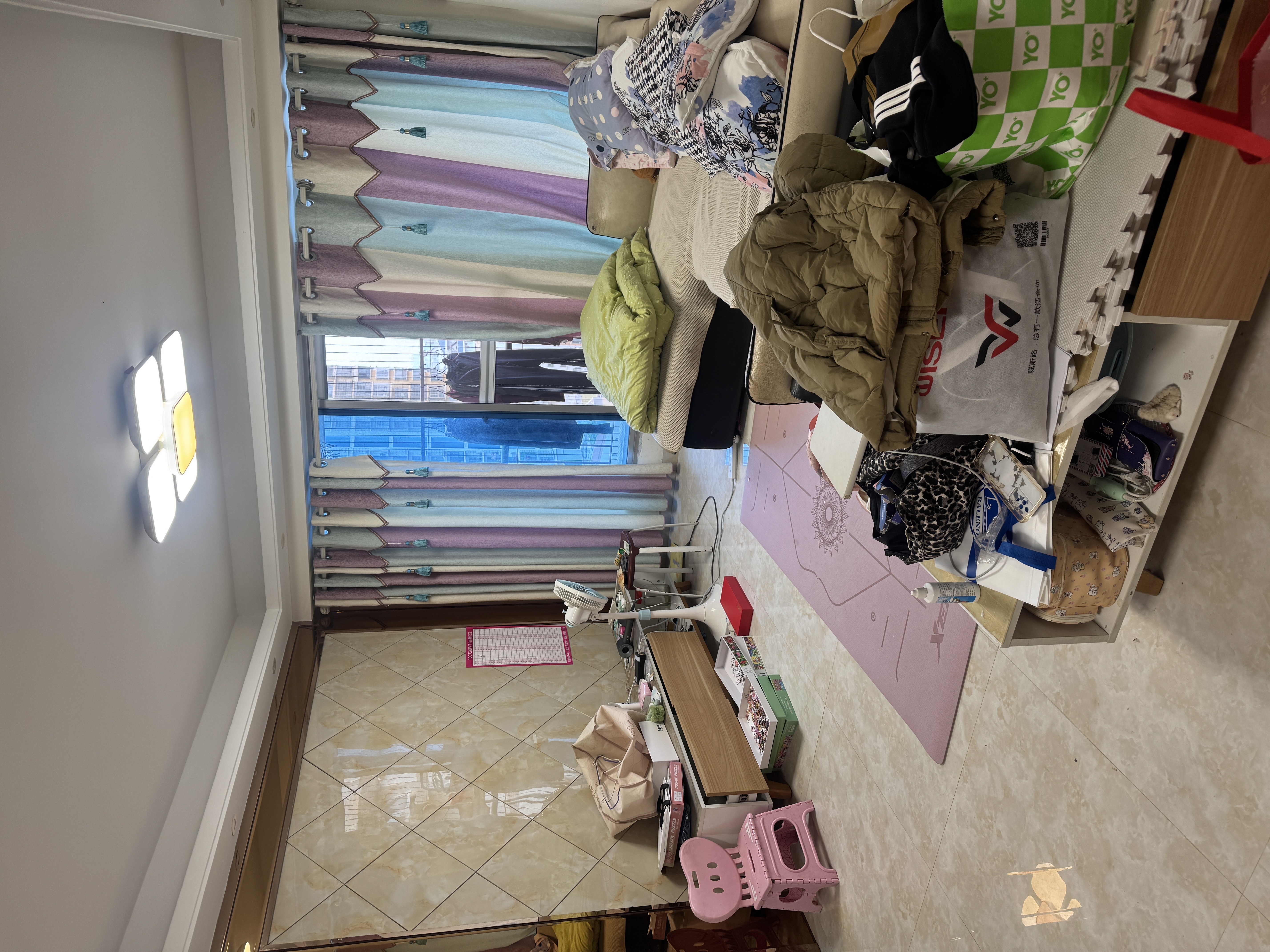 银谷苑 3室2厅2卫 105.0万 银谷苑 3室2厅2卫 105.0万客厅