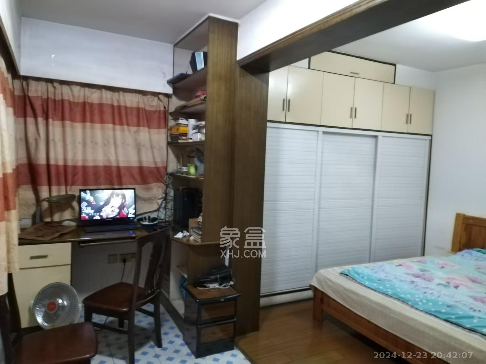 仁和家园  2室1厅1卫   1500.00元/月室内图