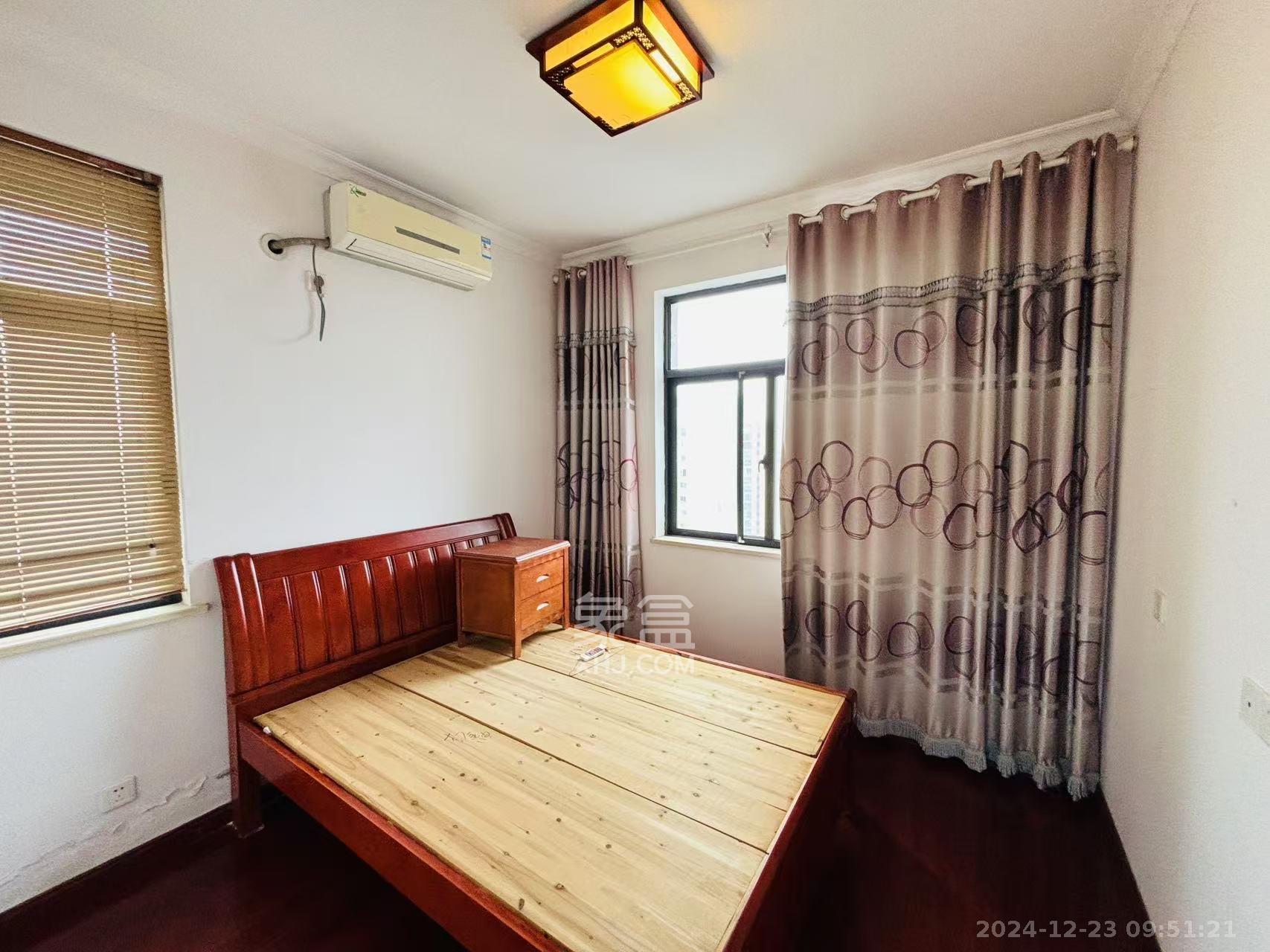 青园  3室2厅1卫    2300.0元/月 青园  3室2厅1卫    2300.0元/月室内图