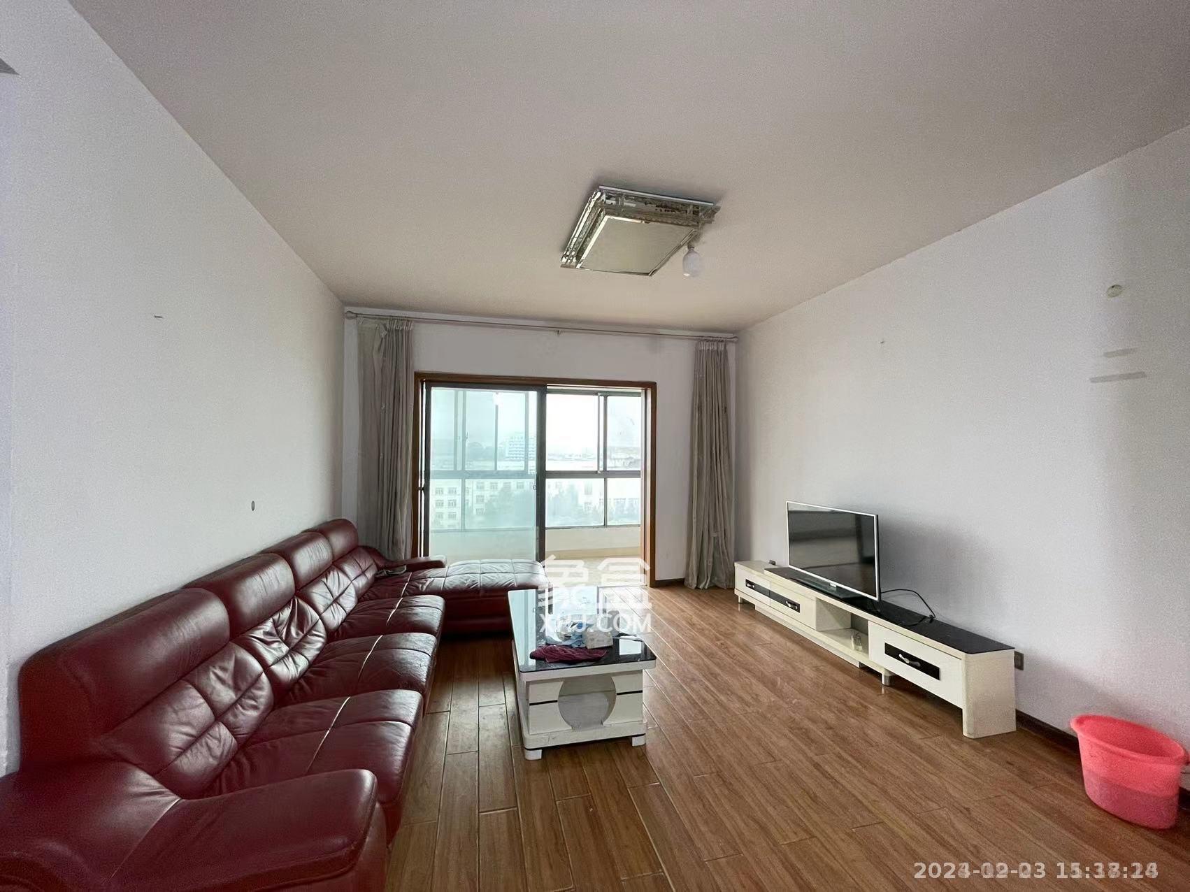 上海城小区  3室2厅2卫    2200.0元/月 上海城小区  3室2厅2卫    2200.0元/月室内图