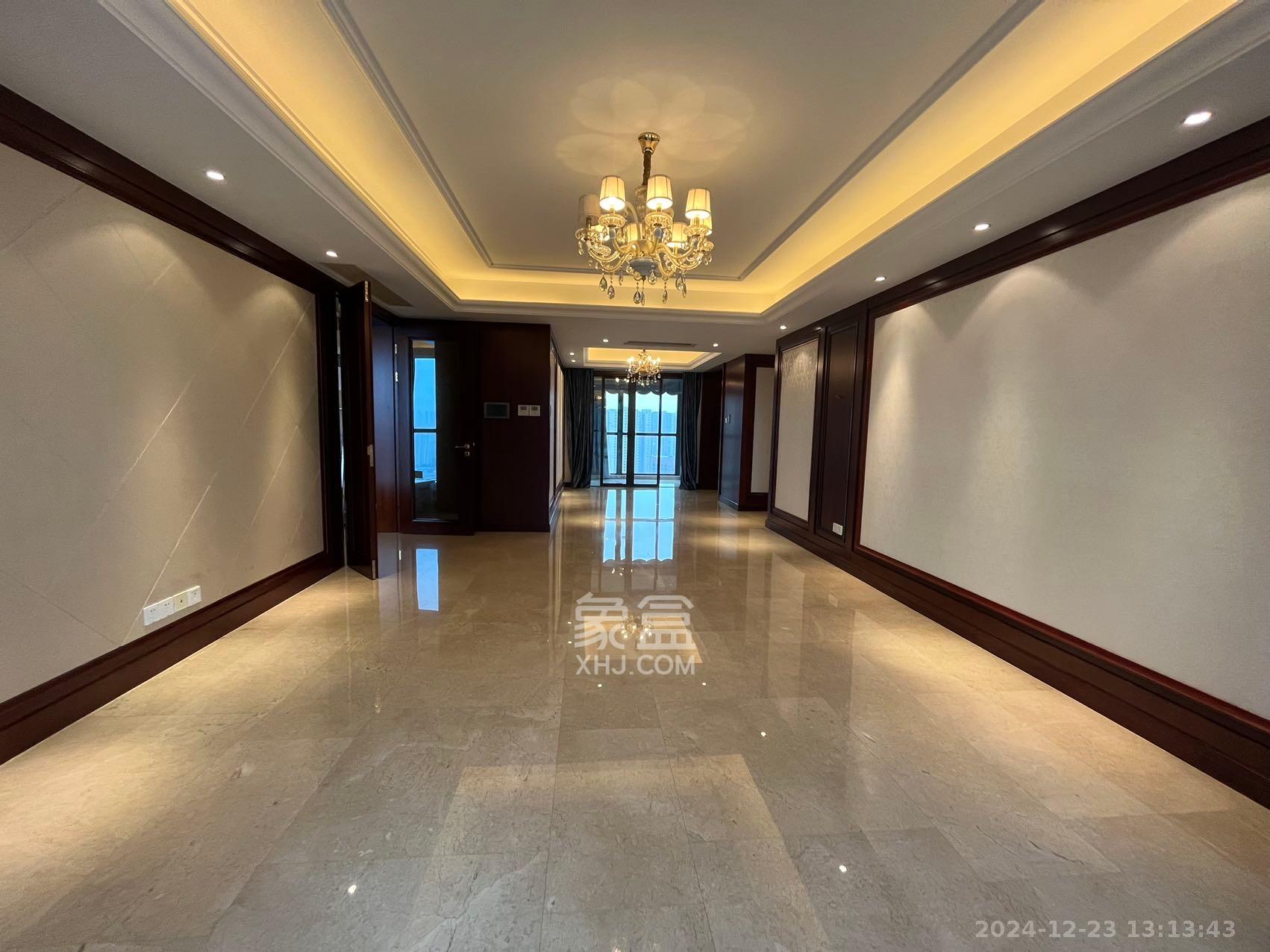 运达中央广场一、二期 3室2厅2卫 12000.0元/月 运达中央广场一、二期 3室2厅2卫 12000.0元/月室内图