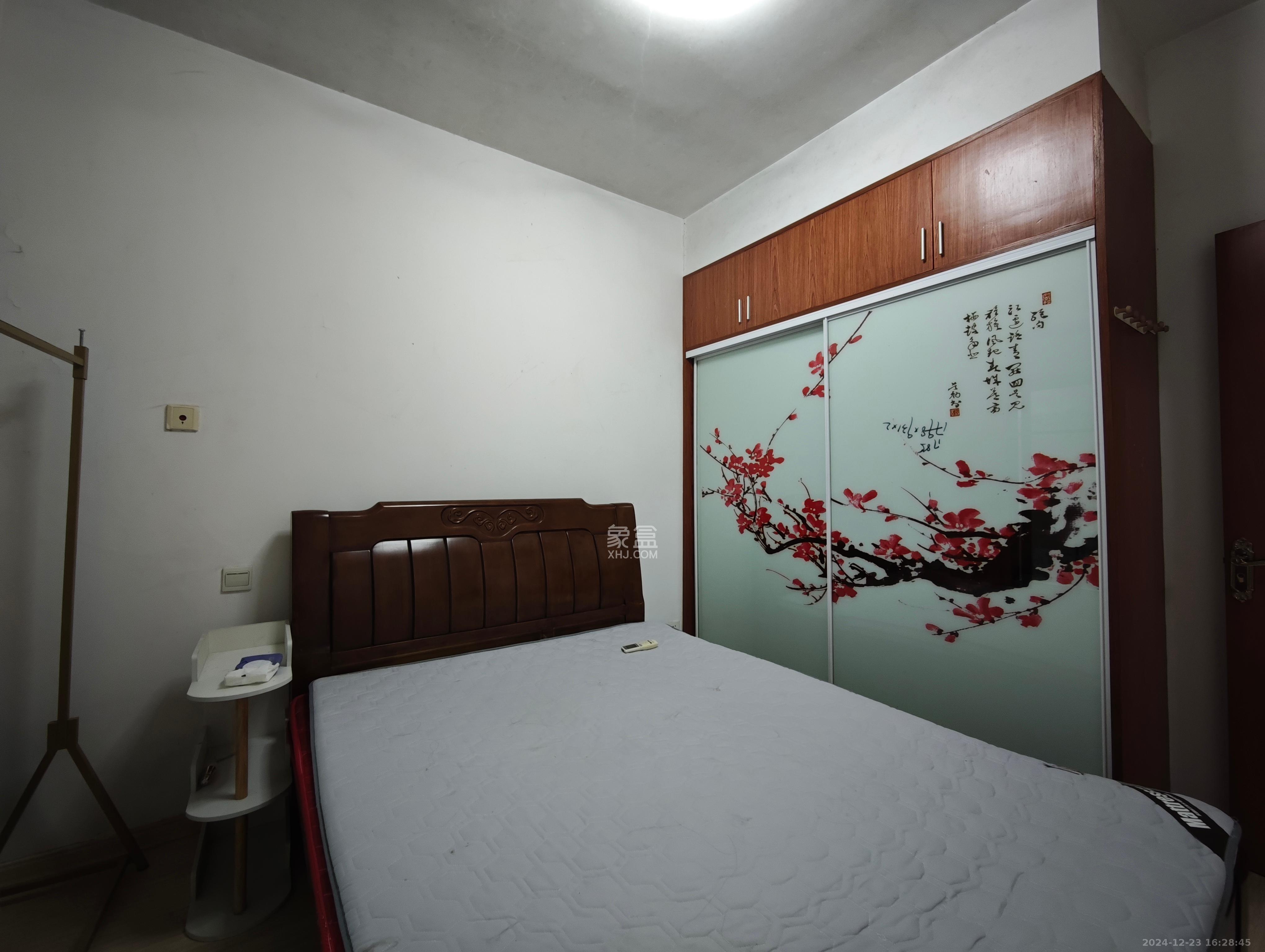 华盛新外滩  1室1厅1卫   2300.00元/月室内图