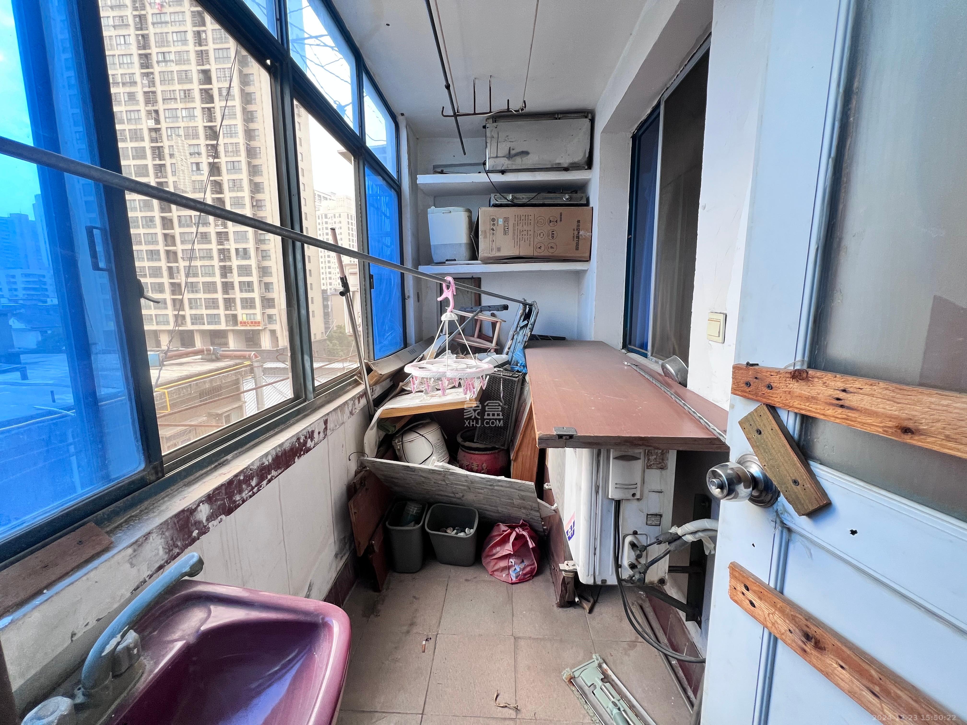 司马里散盘 2室1厅1卫 1600.0元/月 司马里散盘 2室1厅1卫 1600.0元/月室内图