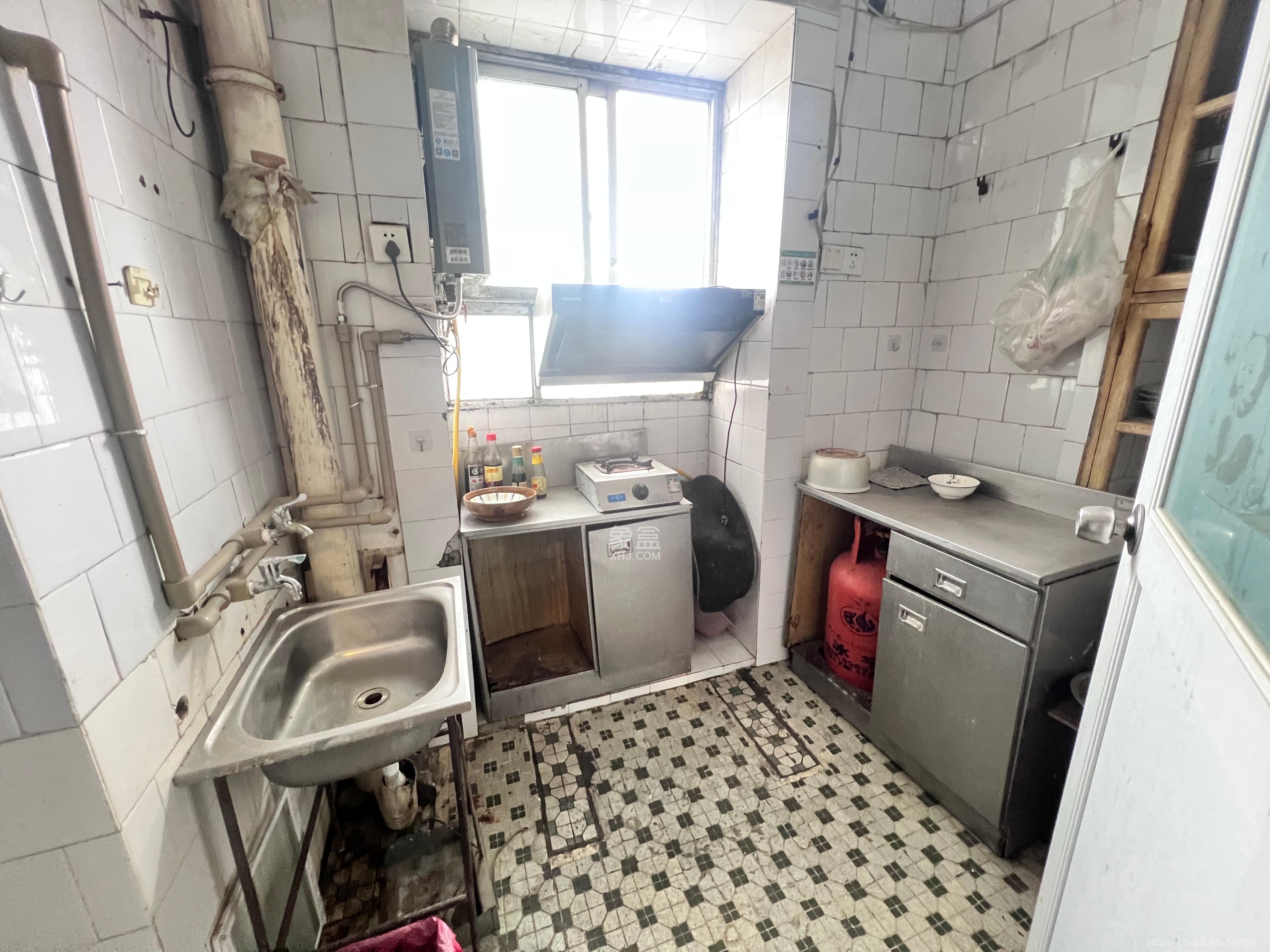 司马里散盘 2室1厅1卫 1600.0元/月 司马里散盘 2室1厅1卫 1600.0元/月室内图