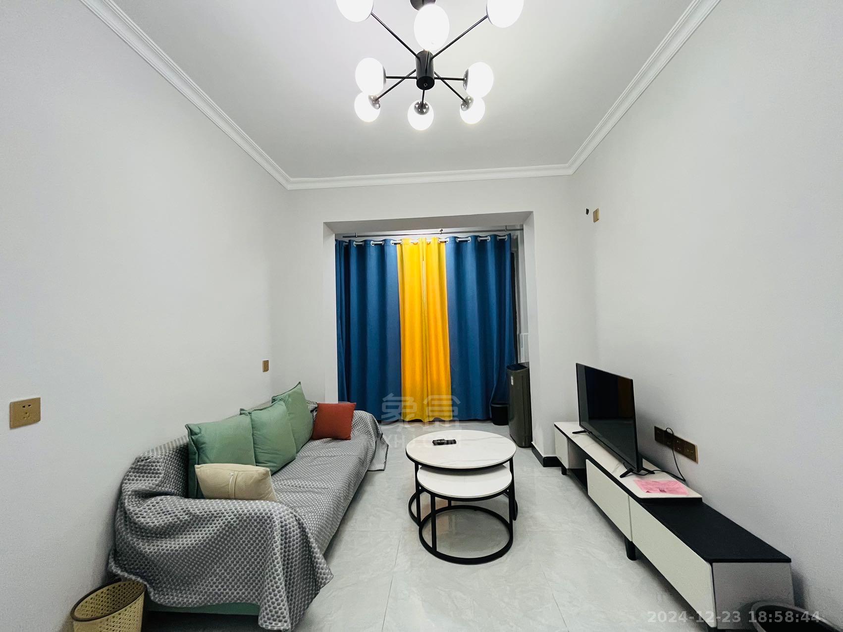 山水豪庭 1室1厅1卫 1400.0元/月 山水豪庭 1室1厅1卫 1400.0元/月室内图