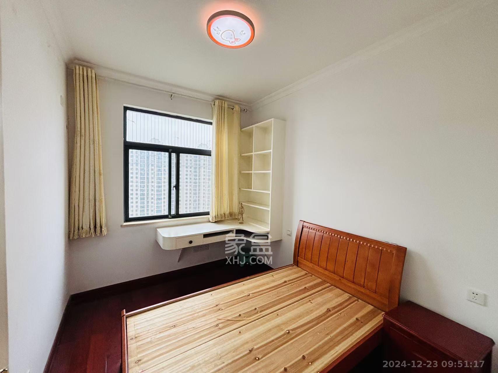 青园  3室2厅1卫    2300.0元/月 青园  3室2厅1卫    2300.0元/月室内图