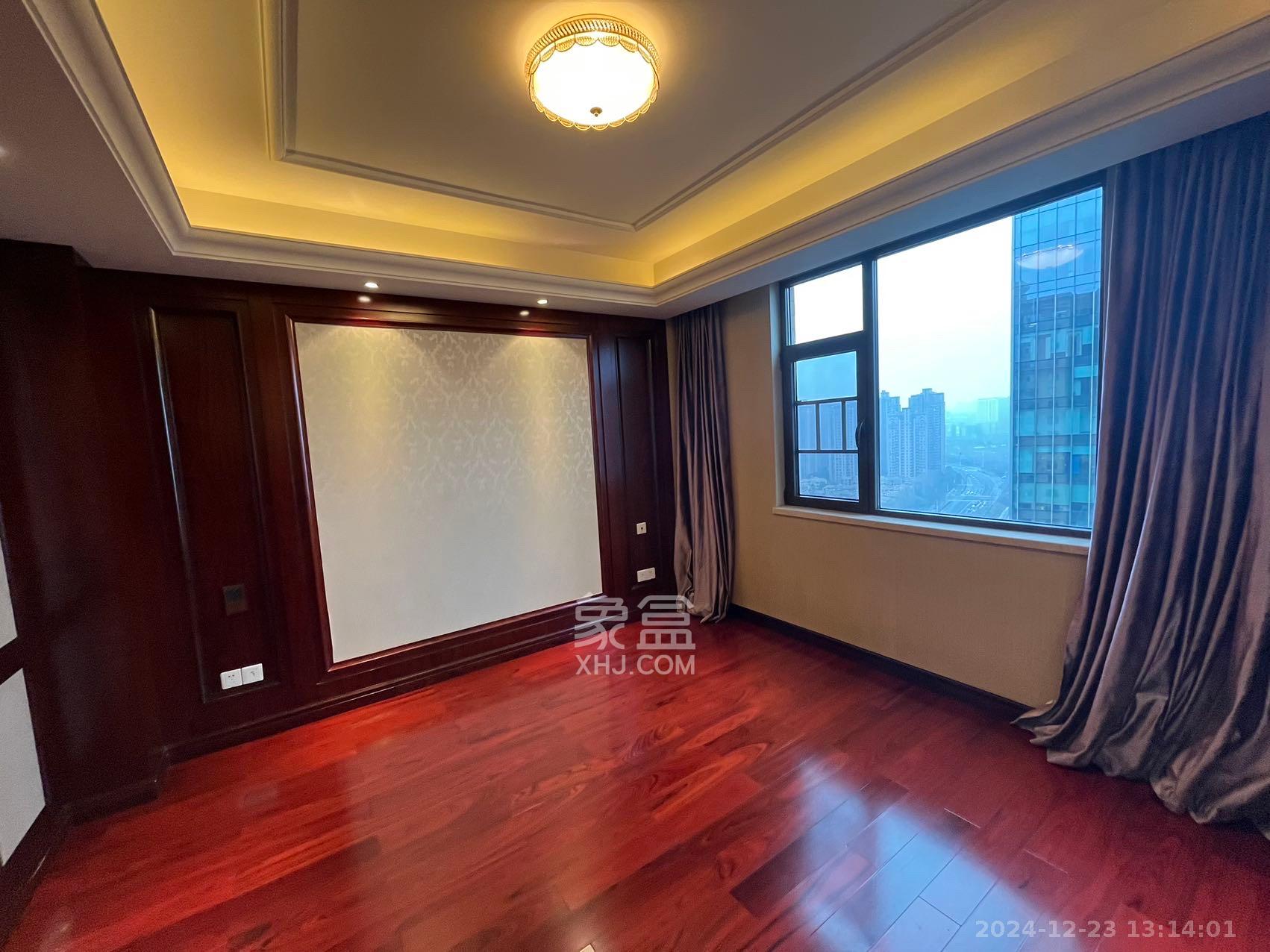 运达中央广场一、二期 3室2厅2卫 12000.0元/月 运达中央广场一、二期 3室2厅2卫 12000.0元/月室内图