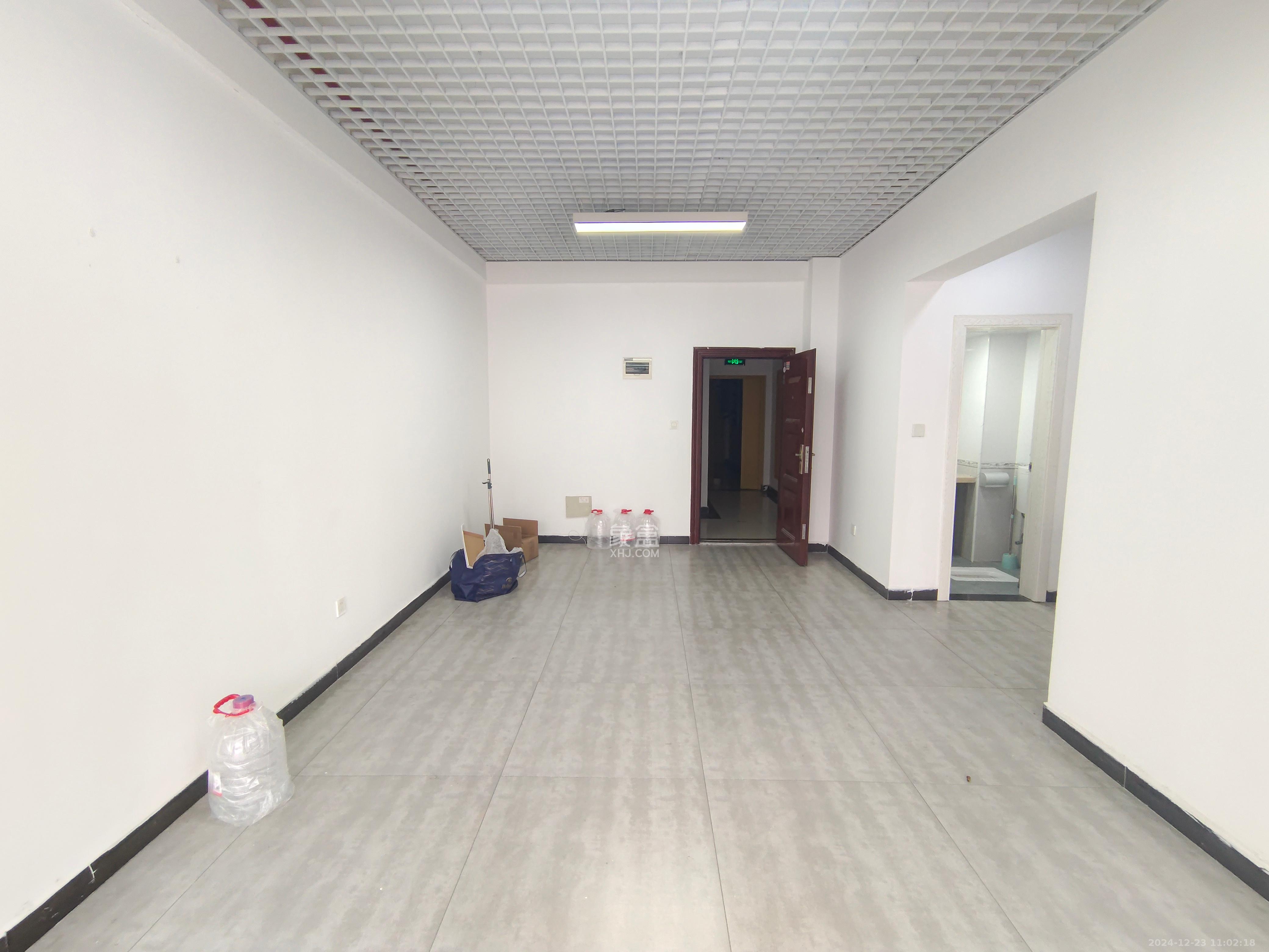 西子湖畔沃府  2室1厅1卫   2200.00元/月