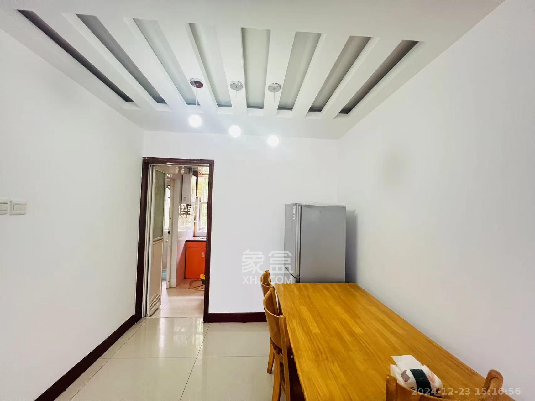 佳园星城 3室2厅1卫 1800.0元/月 佳园星城 3室2厅1卫 1800.0元/月室内图