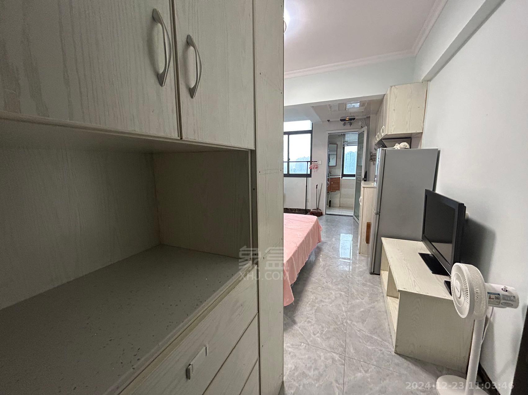 文艺复兴(未来城) 1室0厅0卫 1000.0元/月 文艺复兴(未来城) 1室0厅0卫 1000.0元/月室内图