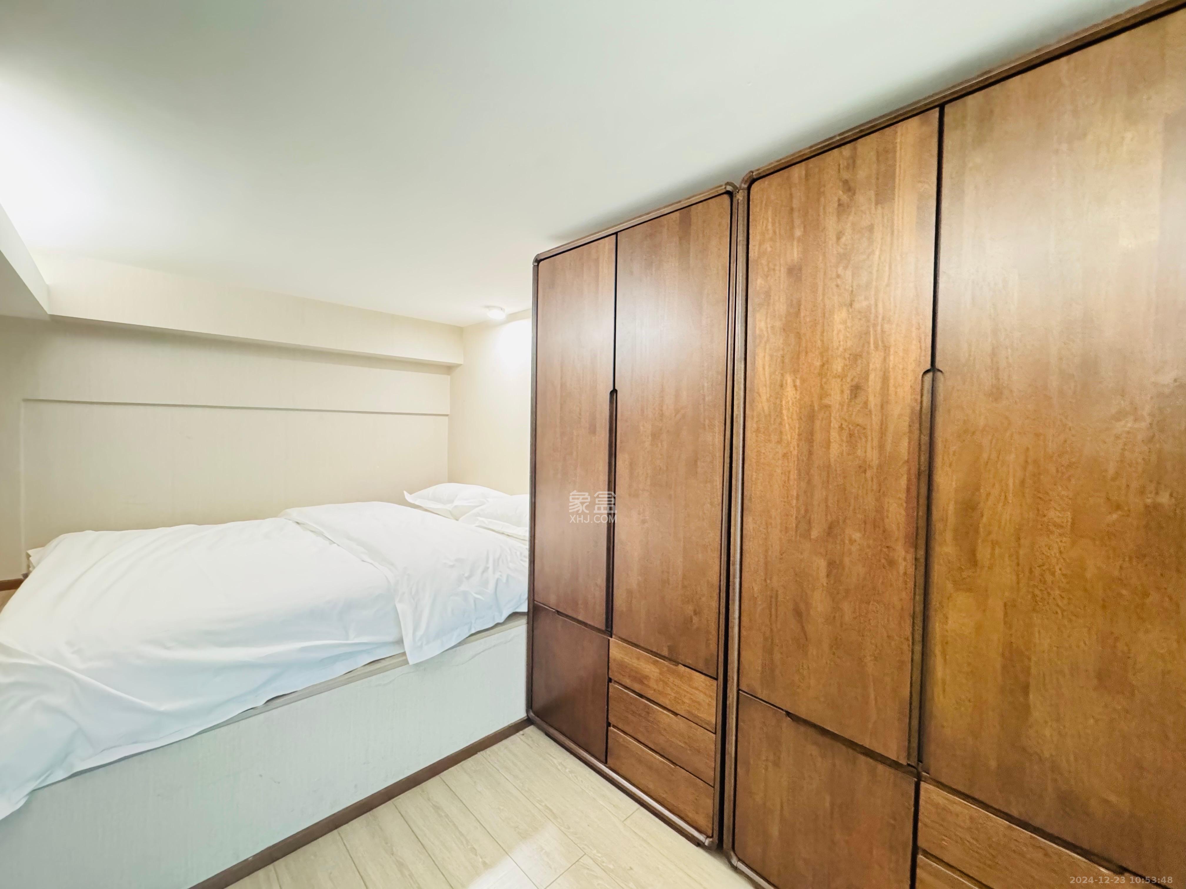 华远华时代  4室1厅1卫   3800.00元/月室内图