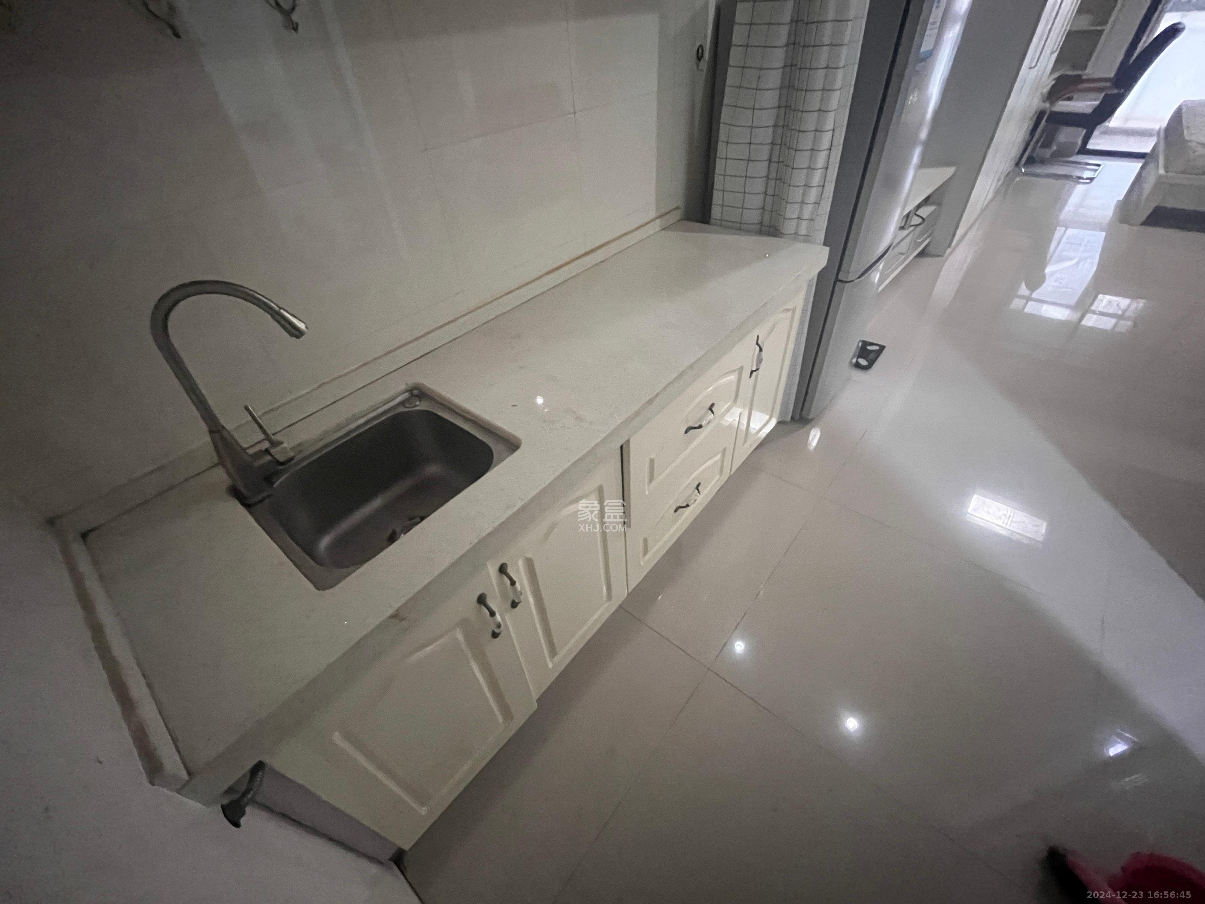 美林银谷 1室1厅1卫 1400.0元/月 美林银谷 1室1厅1卫 1400.0元/月室内图