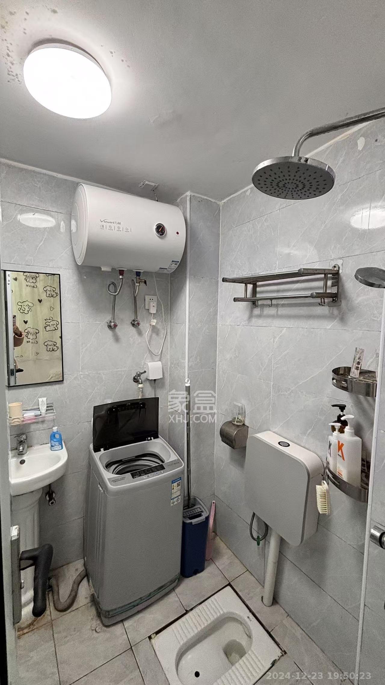 丝茅冲邮电二巷 1室0厅0卫 1229.0元/月 丝茅冲邮电二巷 1室0厅0卫 1229.0元/月室内图