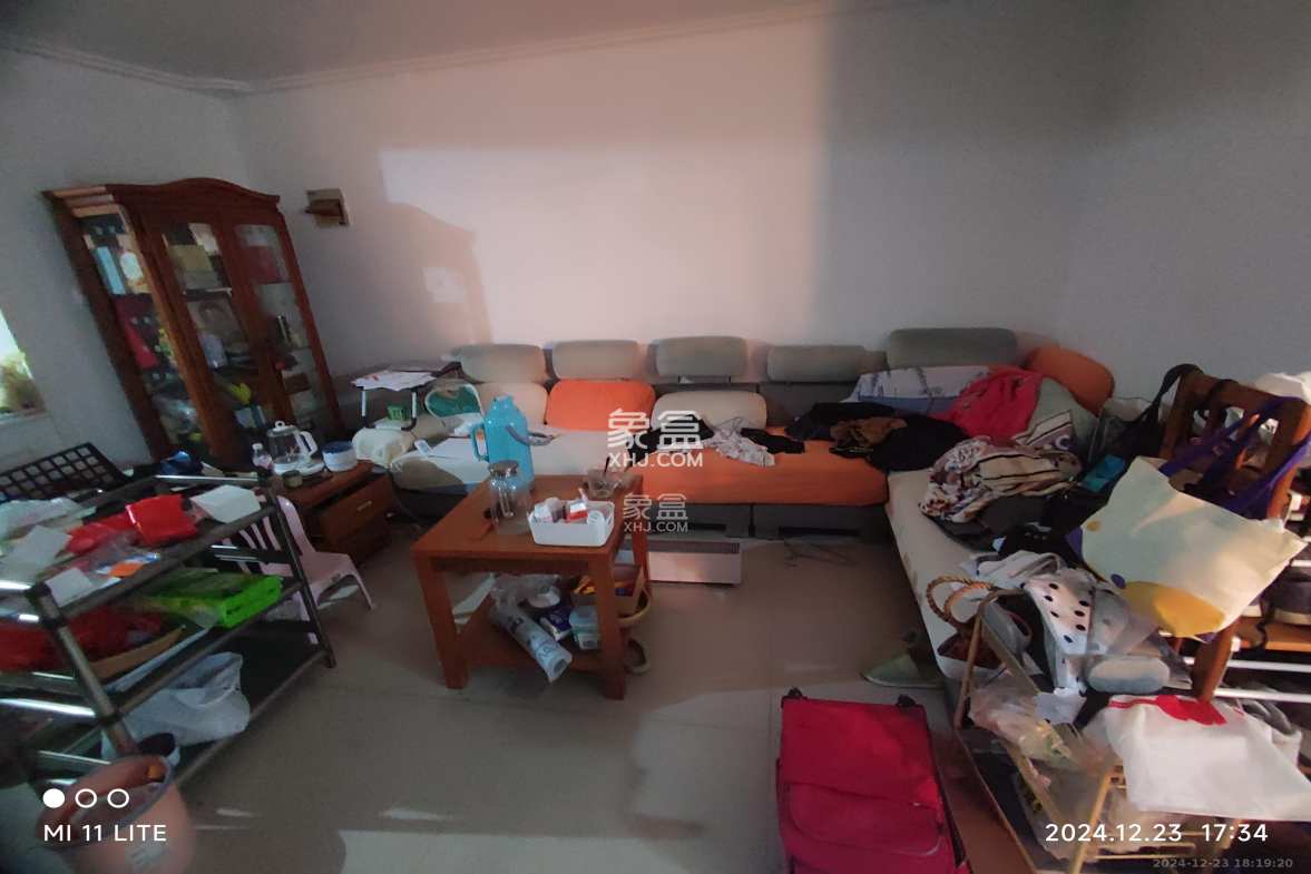 城南花苑 2室2厅1卫 1100.0元/月 城南花苑 2室2厅1卫 1100.0元/月室内图