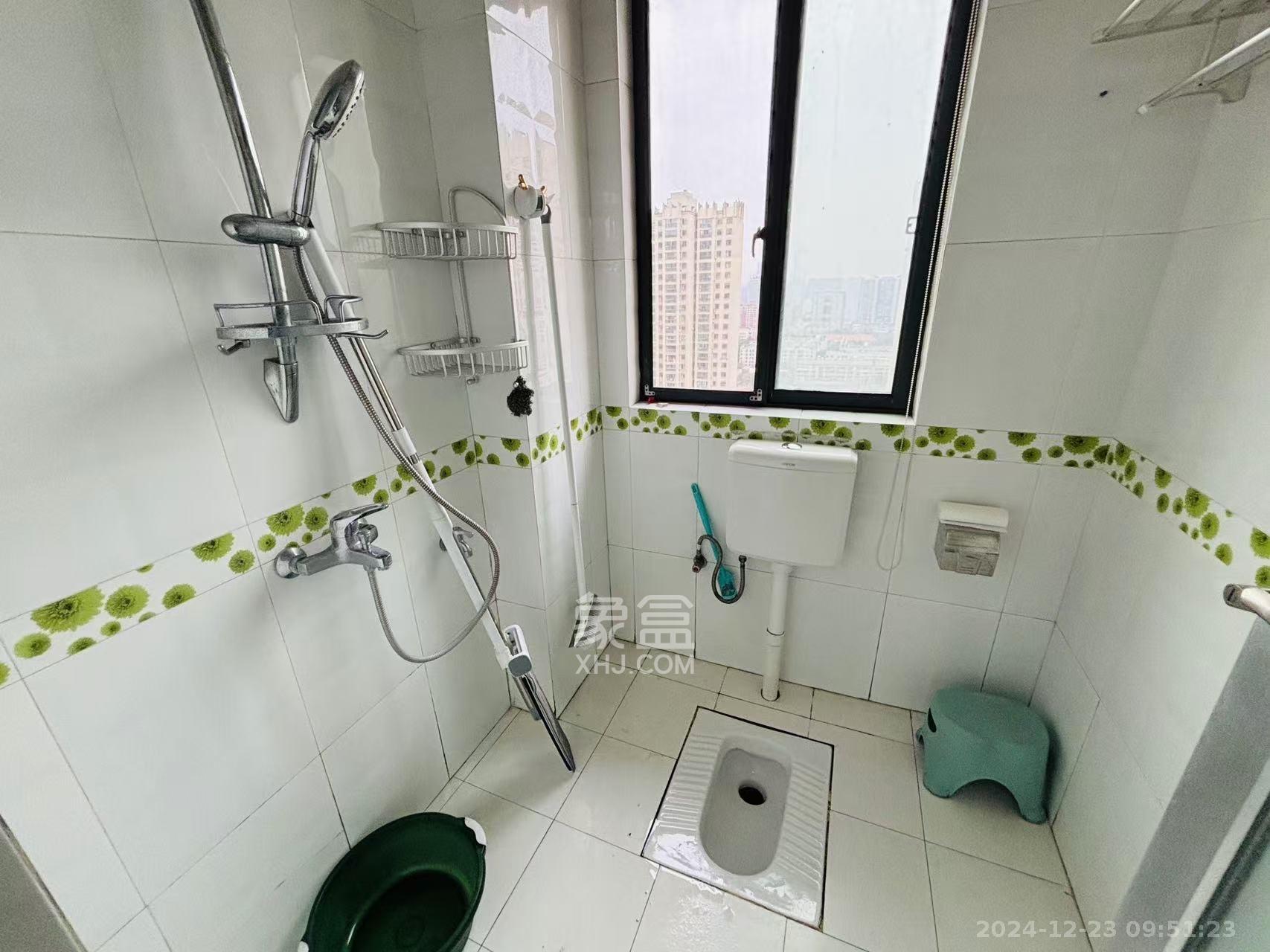 青园  3室2厅1卫    2300.0元/月 青园  3室2厅1卫    2300.0元/月室内图