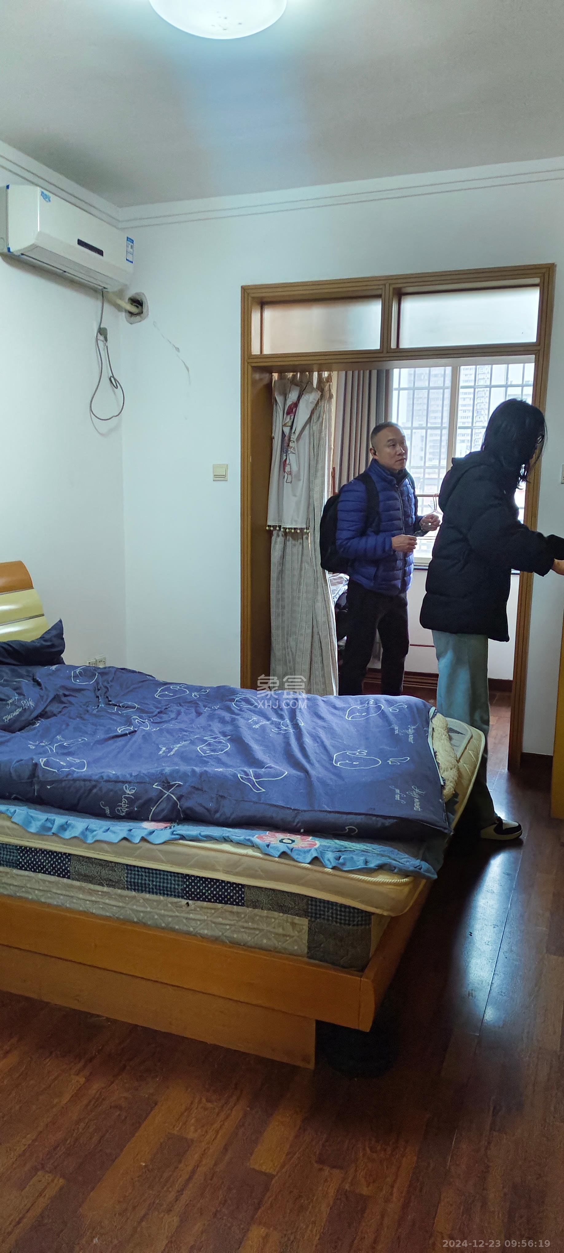 造纸厂宿舍 1室1厅1卫 1500.0元/月 造纸厂宿舍 1室1厅1卫 1500.0元/月室内图