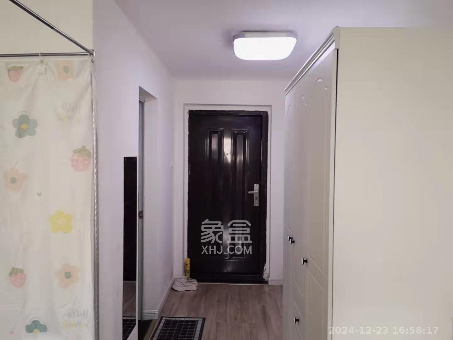 东方航标  1室1厅1卫   1350.00元/月室内图
