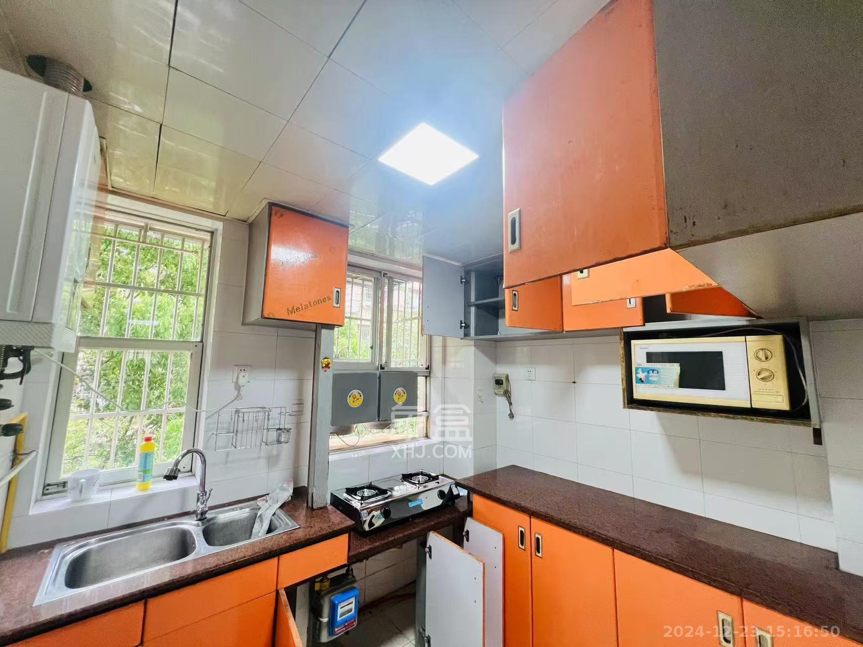 佳园星城 3室2厅1卫 1800.0元/月 佳园星城 3室2厅1卫 1800.0元/月室内图