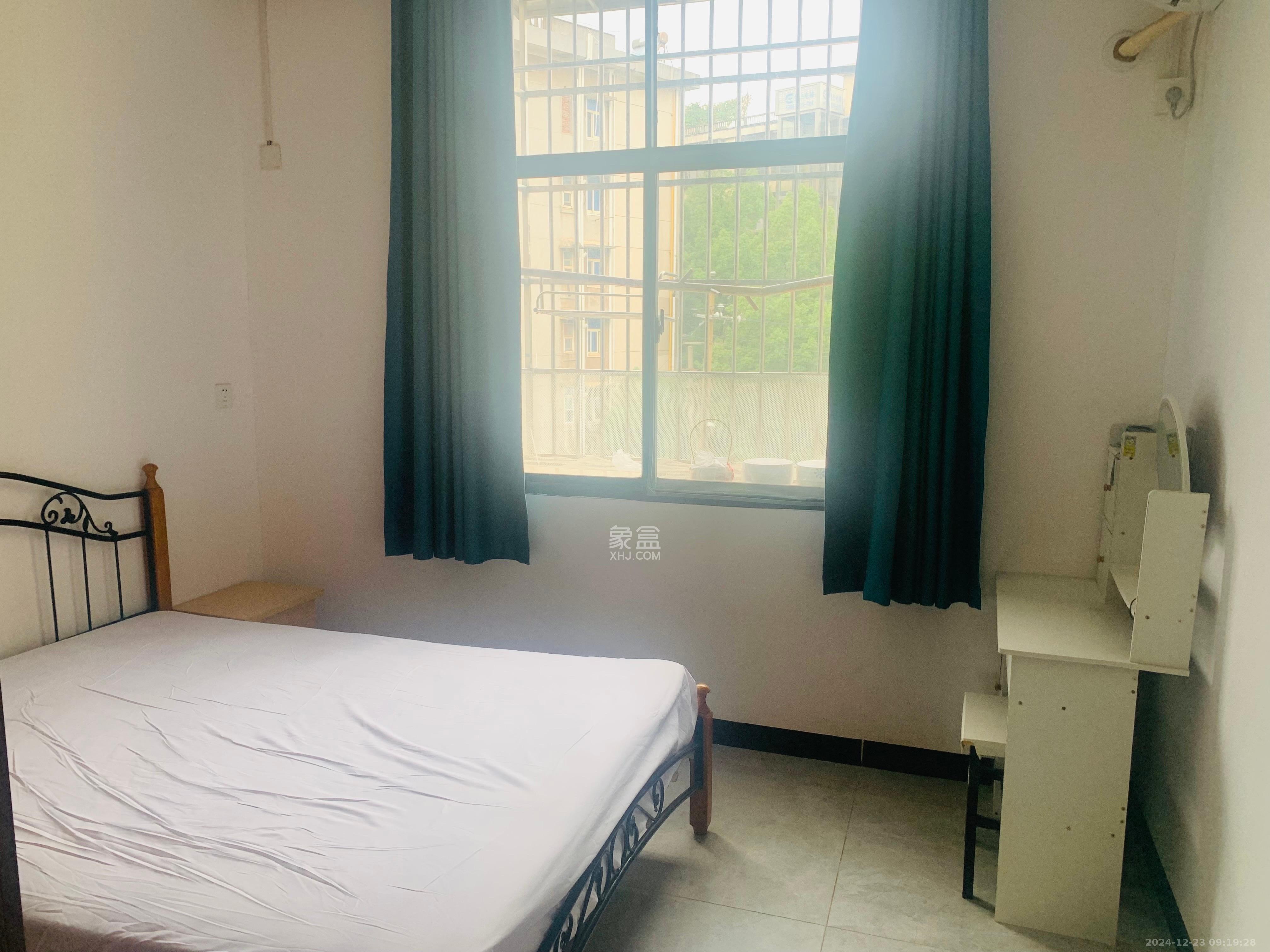 竹满人家 1室1厅1卫 1300.0元/月 竹满人家 1室1厅1卫 1300.0元/月室内图