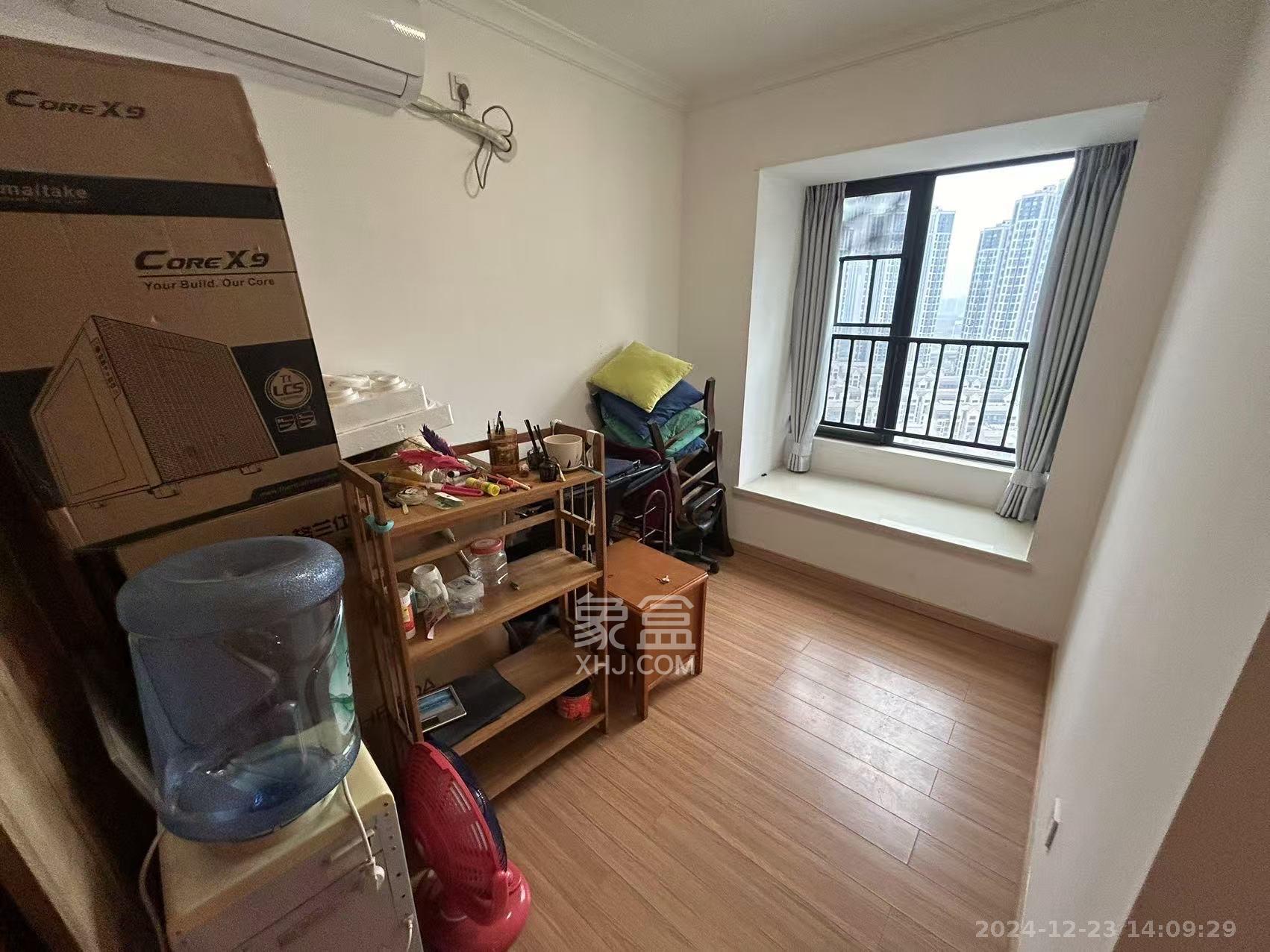 万科魅力之城  3室2厅2卫   2300.00元/月室内图