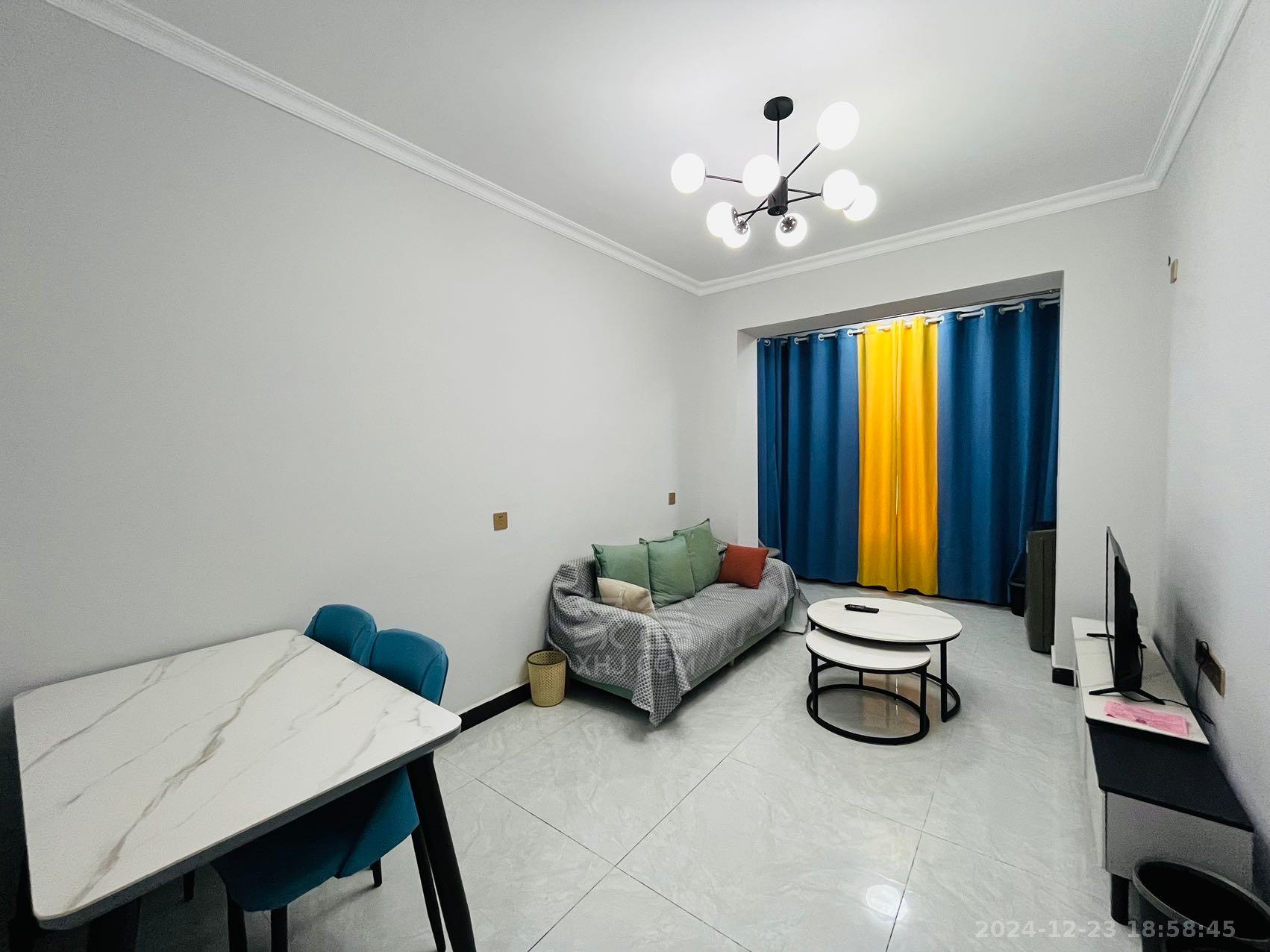 山水豪庭 1室1厅1卫 1400.0元/月 山水豪庭 1室1厅1卫 1400.0元/月室内图