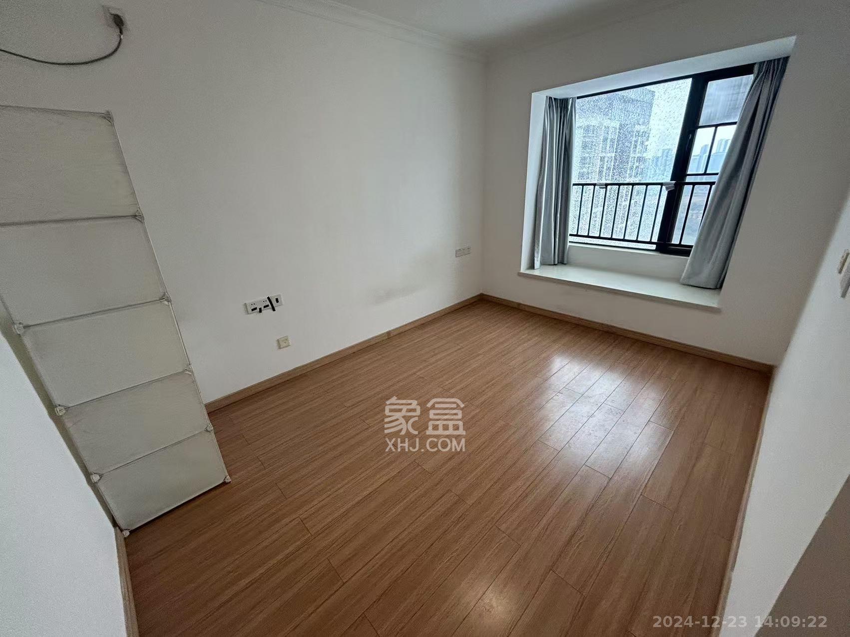 万科魅力之城  3室2厅2卫   2300.00元/月室内图