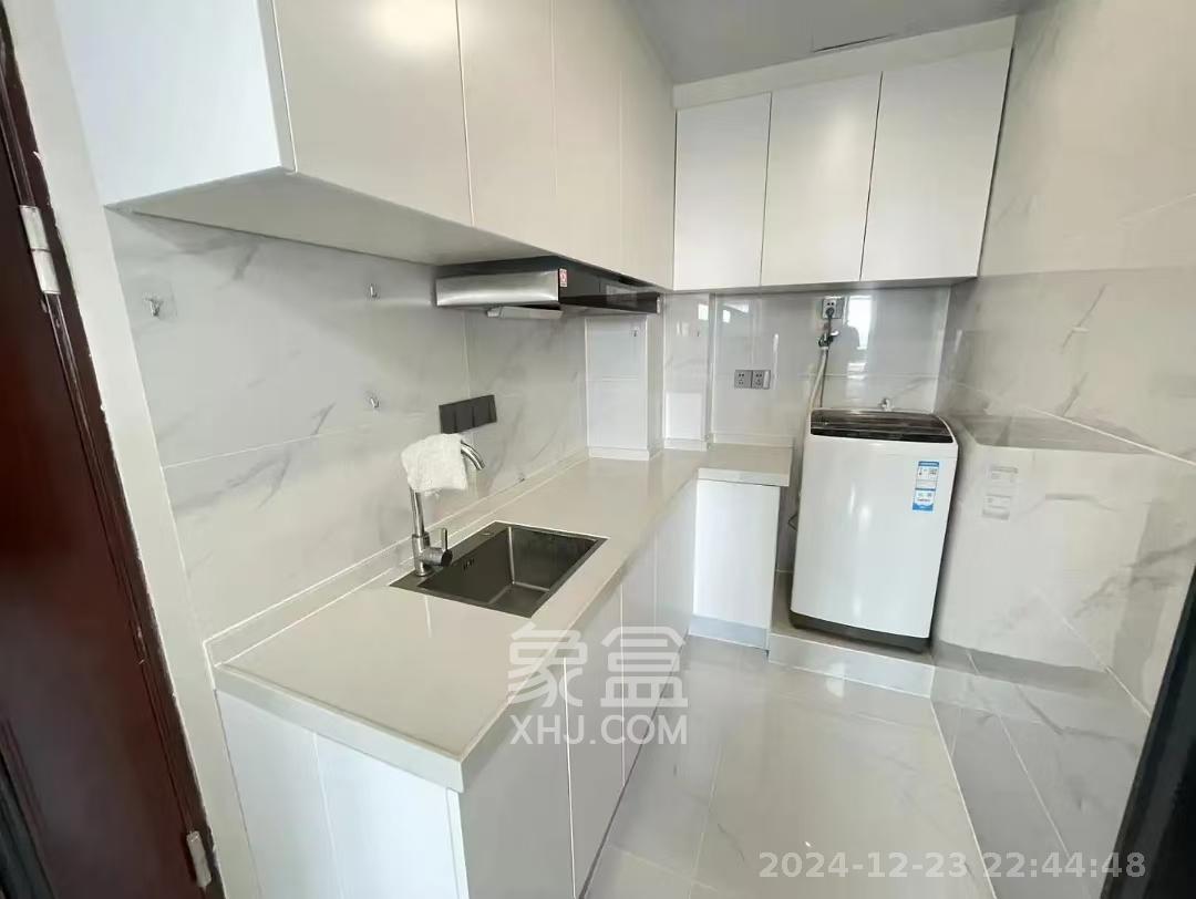 华润翡翠府 1室0厅0卫 1500.0元/月 华润翡翠府 1室0厅0卫 1500.0元/月室内图