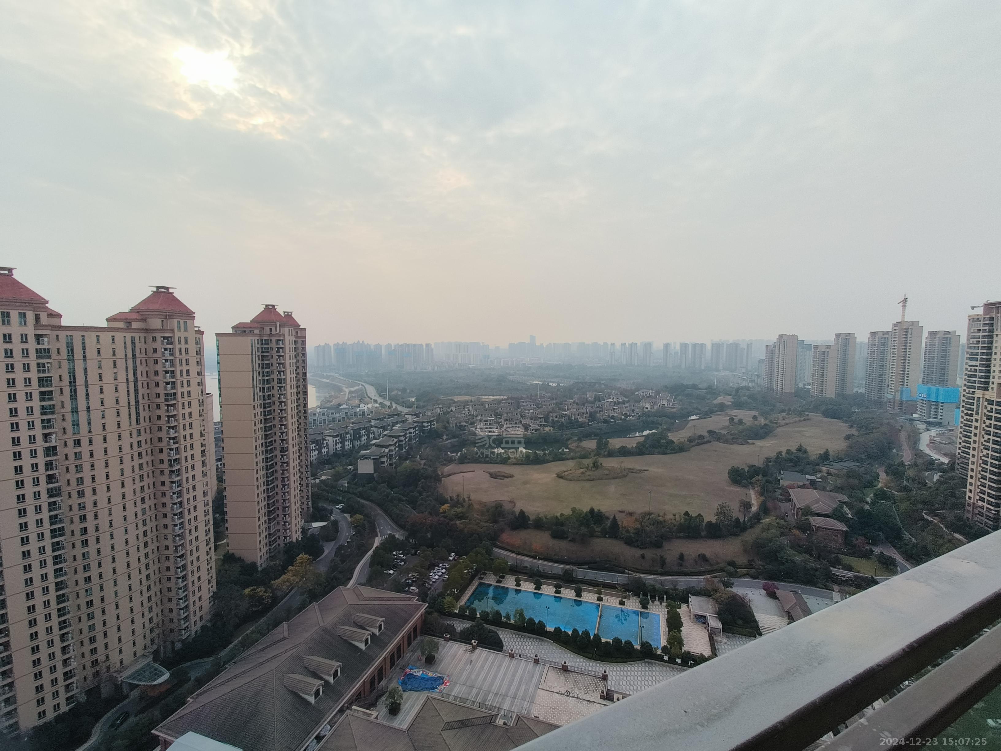 晋合湘水湾一期 4室2厅2卫 5000.0元/月 晋合湘水湾一期 4室2厅2卫 5000.0元/月室内图