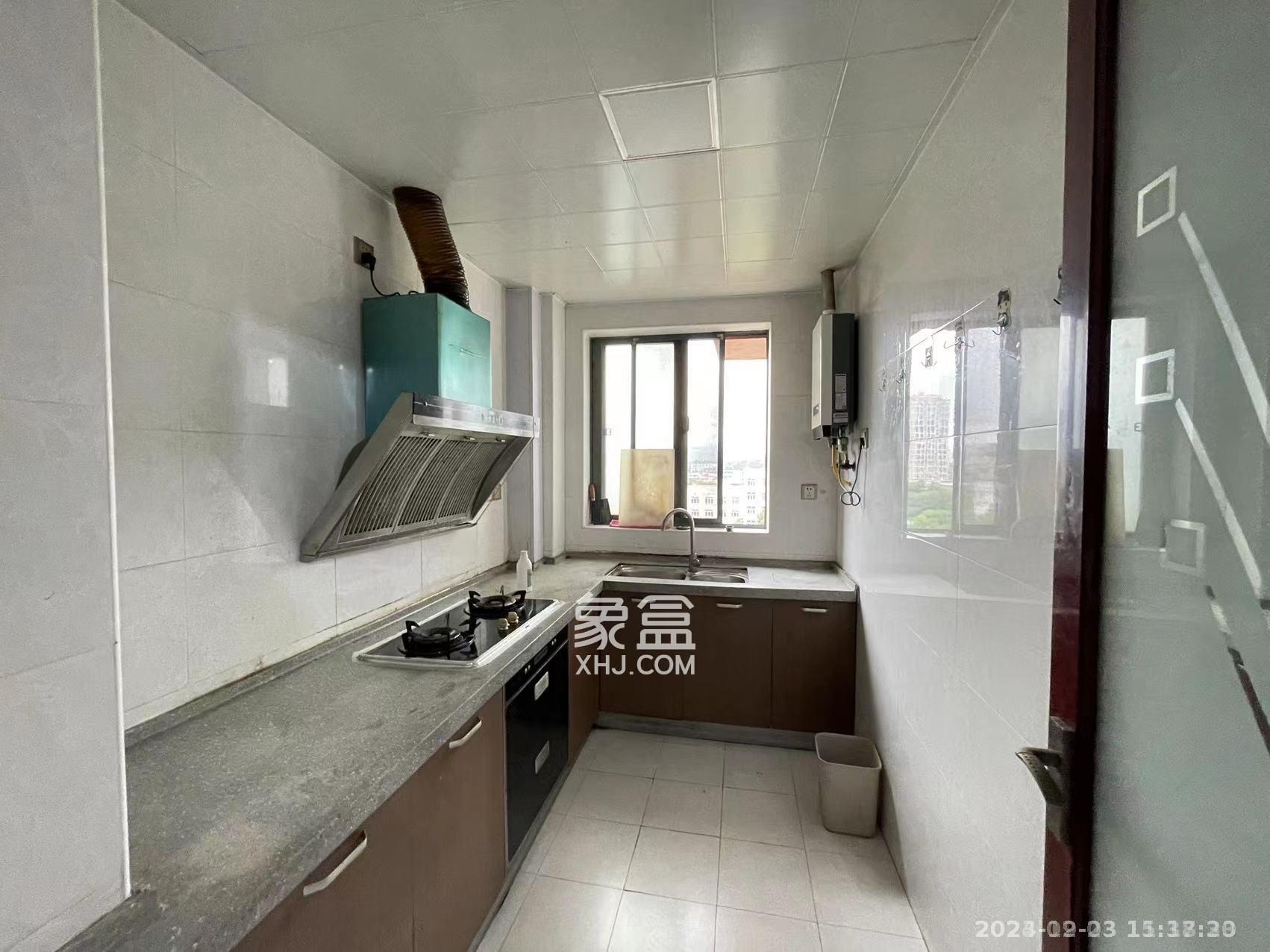 上海城小区  3室2厅2卫    2200.0元/月 上海城小区  3室2厅2卫    2200.0元/月室内图