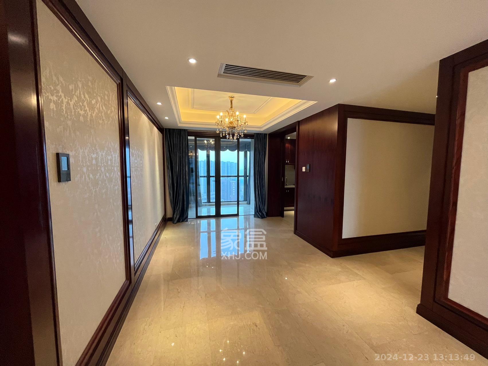 运达中央广场一、二期 3室2厅2卫 12000.0元/月 运达中央广场一、二期 3室2厅2卫 12000.0元/月室内图