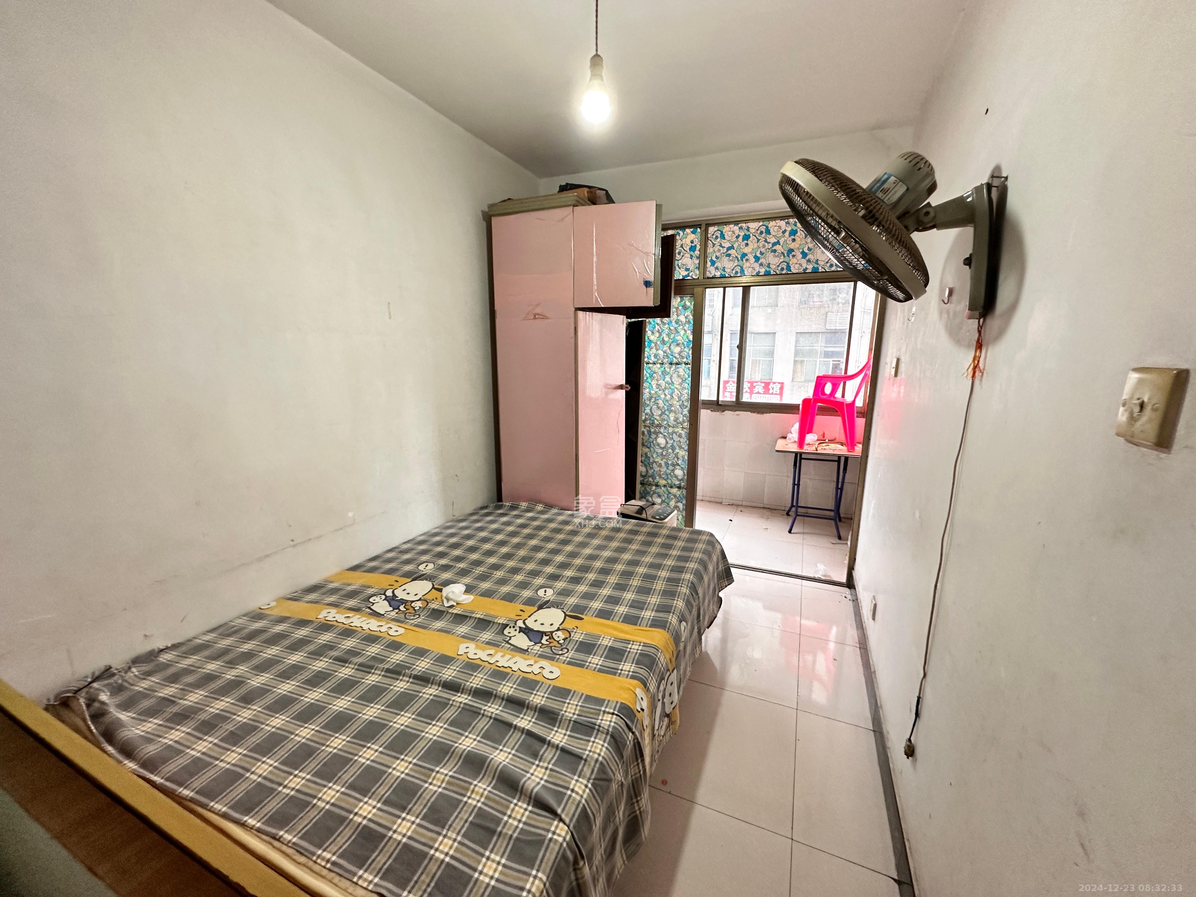 雄海花园 2室2厅1卫 1800.0元/月 雄海花园 2室2厅1卫 1800.0元/月室内图