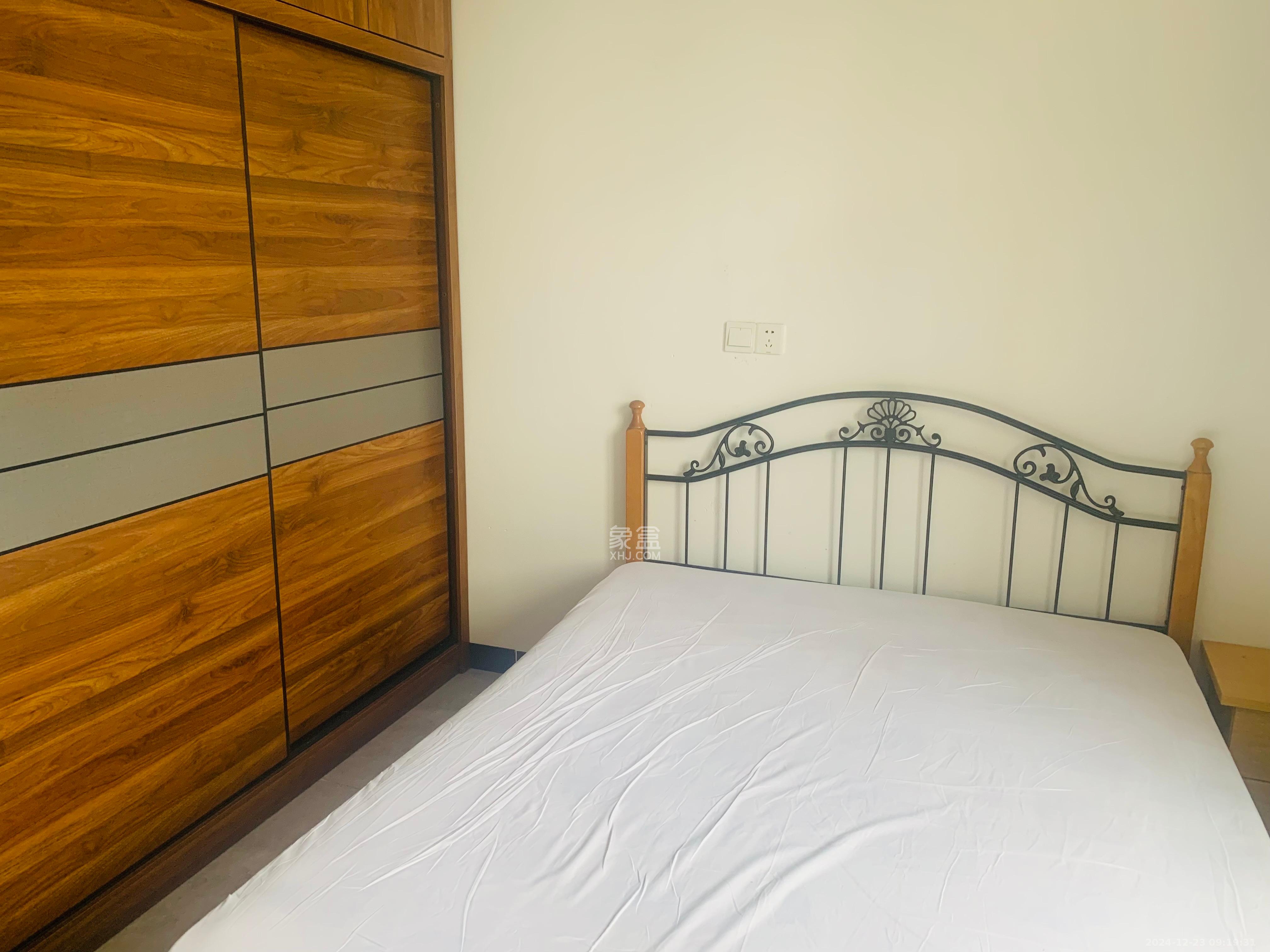 竹满人家 1室1厅1卫 1300.0元/月 竹满人家 1室1厅1卫 1300.0元/月室内图