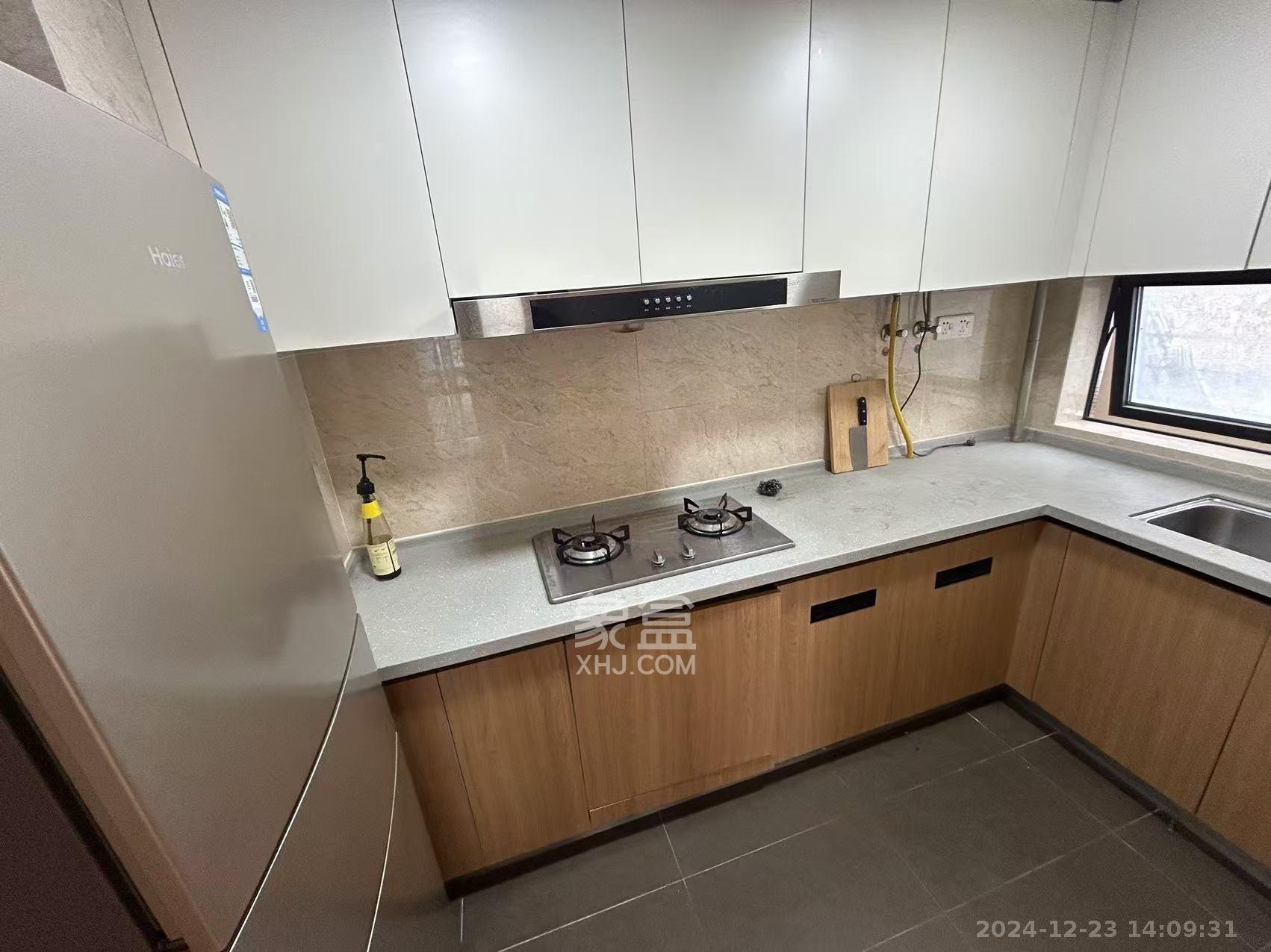 万科魅力之城 3室2厅2卫 2300.0元/月 万科魅力之城 3室2厅2卫 2300.0元/月室内图